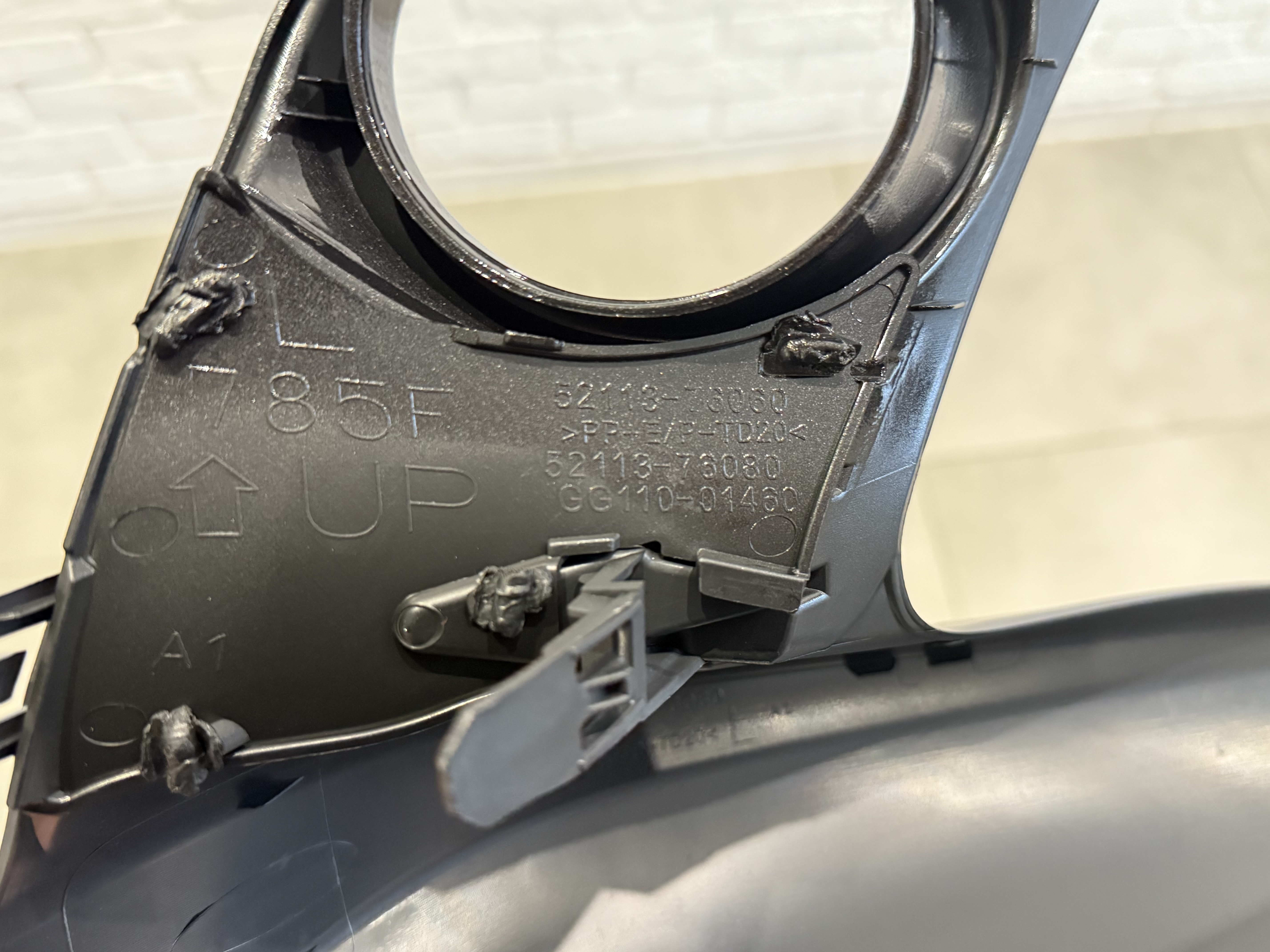Накладка на протитуманну фару ЛІВА 5211376060 F-Sport Lexus CT 2014-2021 2