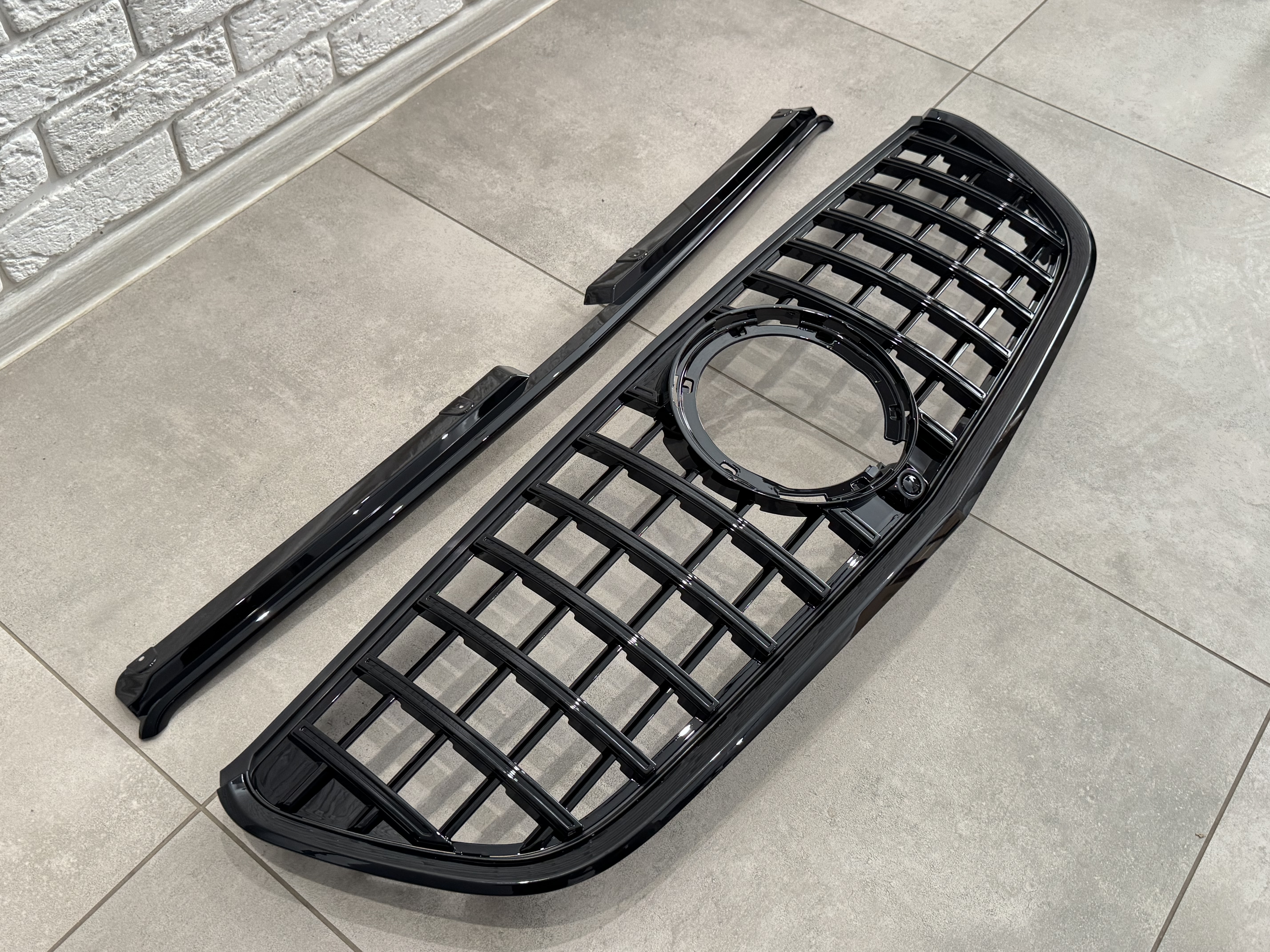 Решітка радіатора GT BLACK Mercedes Benz Vito W447 2020-2023 5