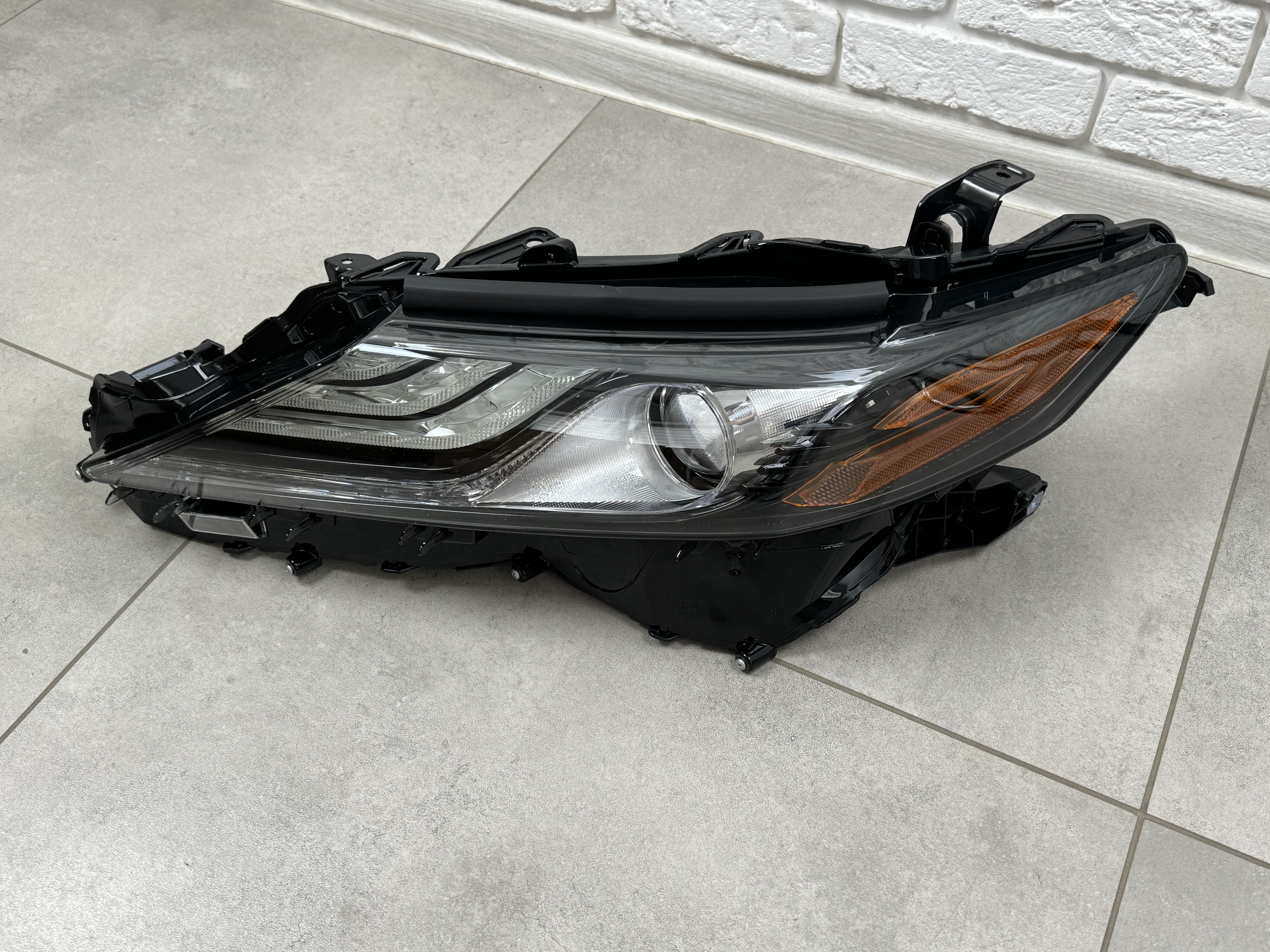 FULL LED ліва фара рестайлінг XSE 2021 для Toyota Camry 70 USA 2017-2024 3