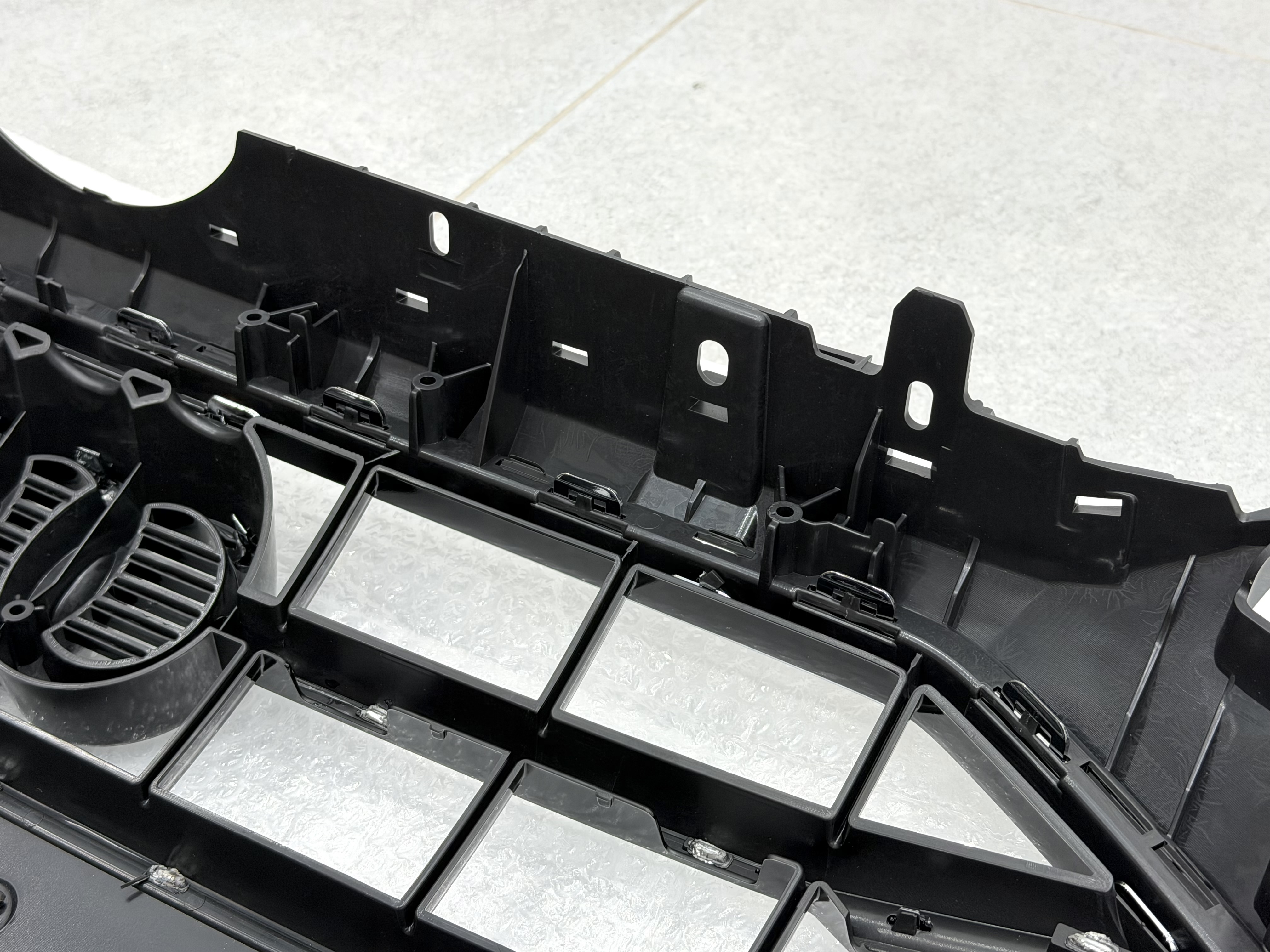 Решітка радіатора 8W0853651 для Audi A4 B9 2020-2023 3