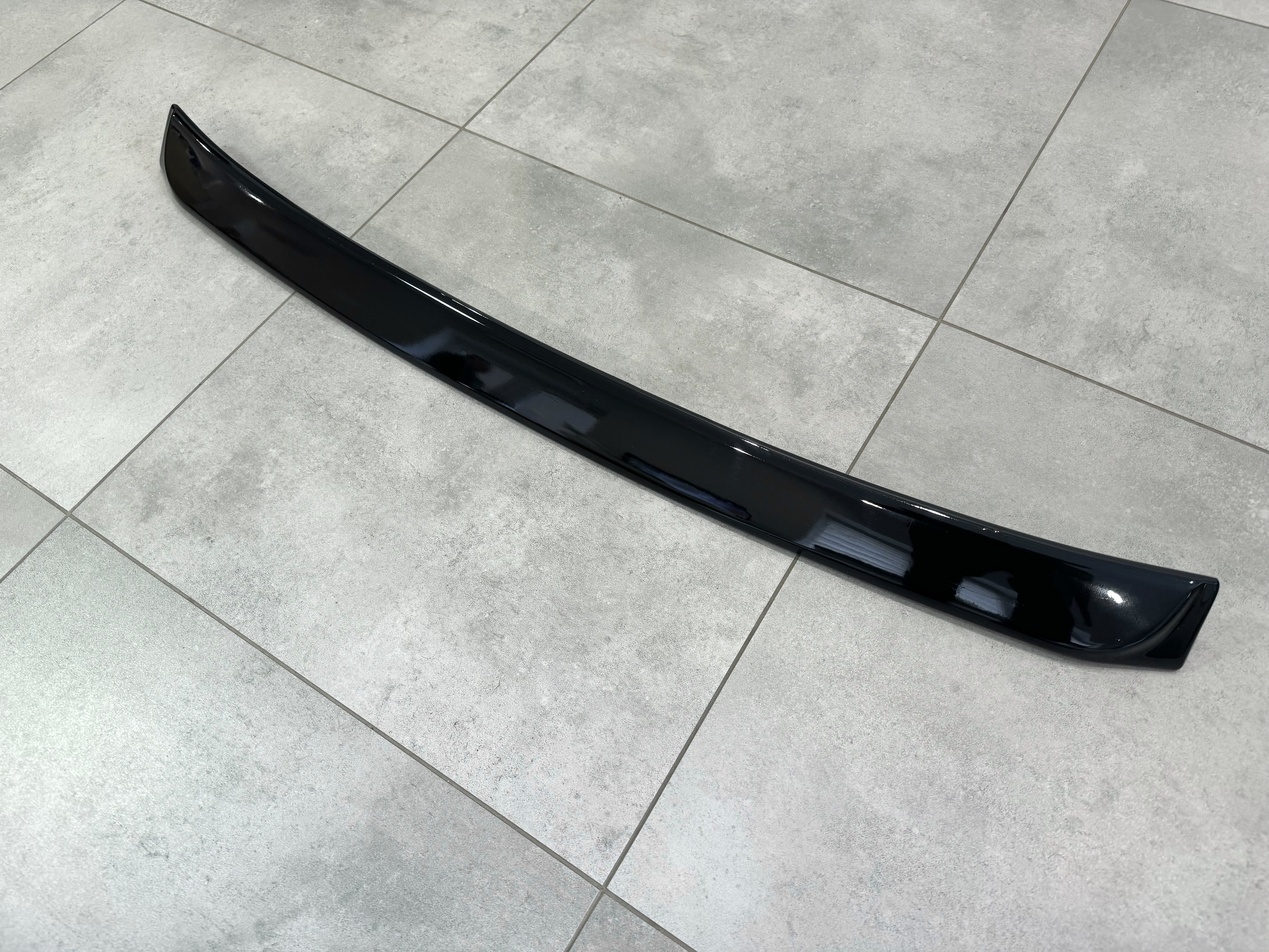 Козирок на скло BMW F10 2010-2016 ABS пластик, чорний глянець 3