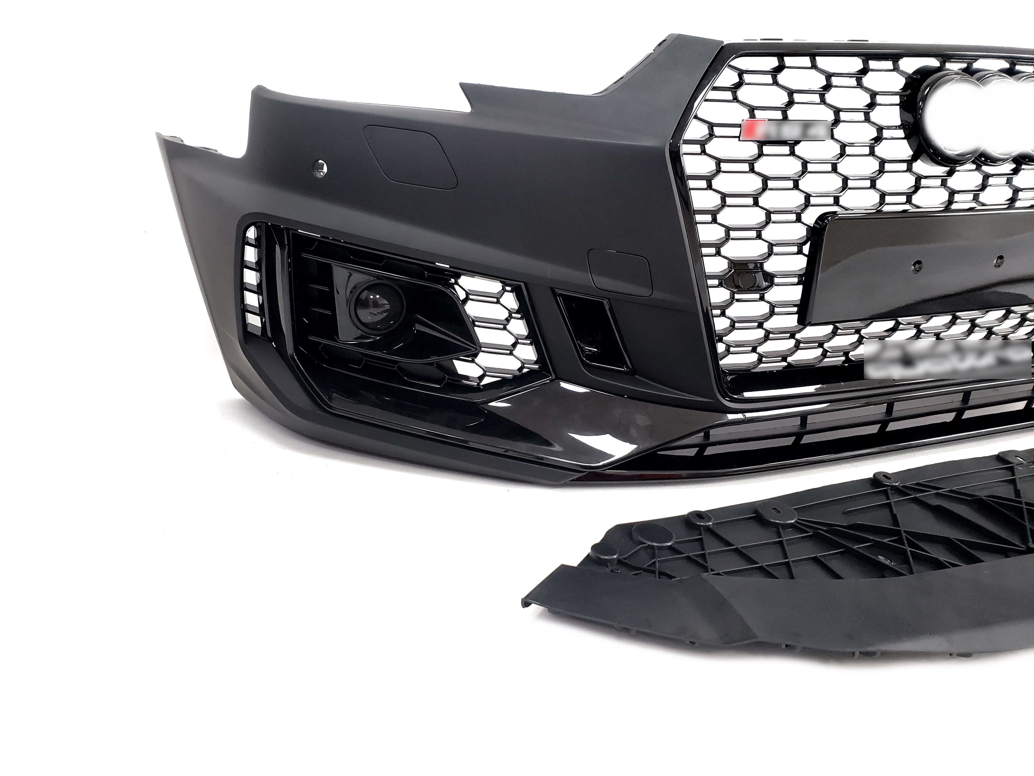 Передній бампер (в стилі RS4 під радари V3) на Audi A4 B9 2015-2019 року 2