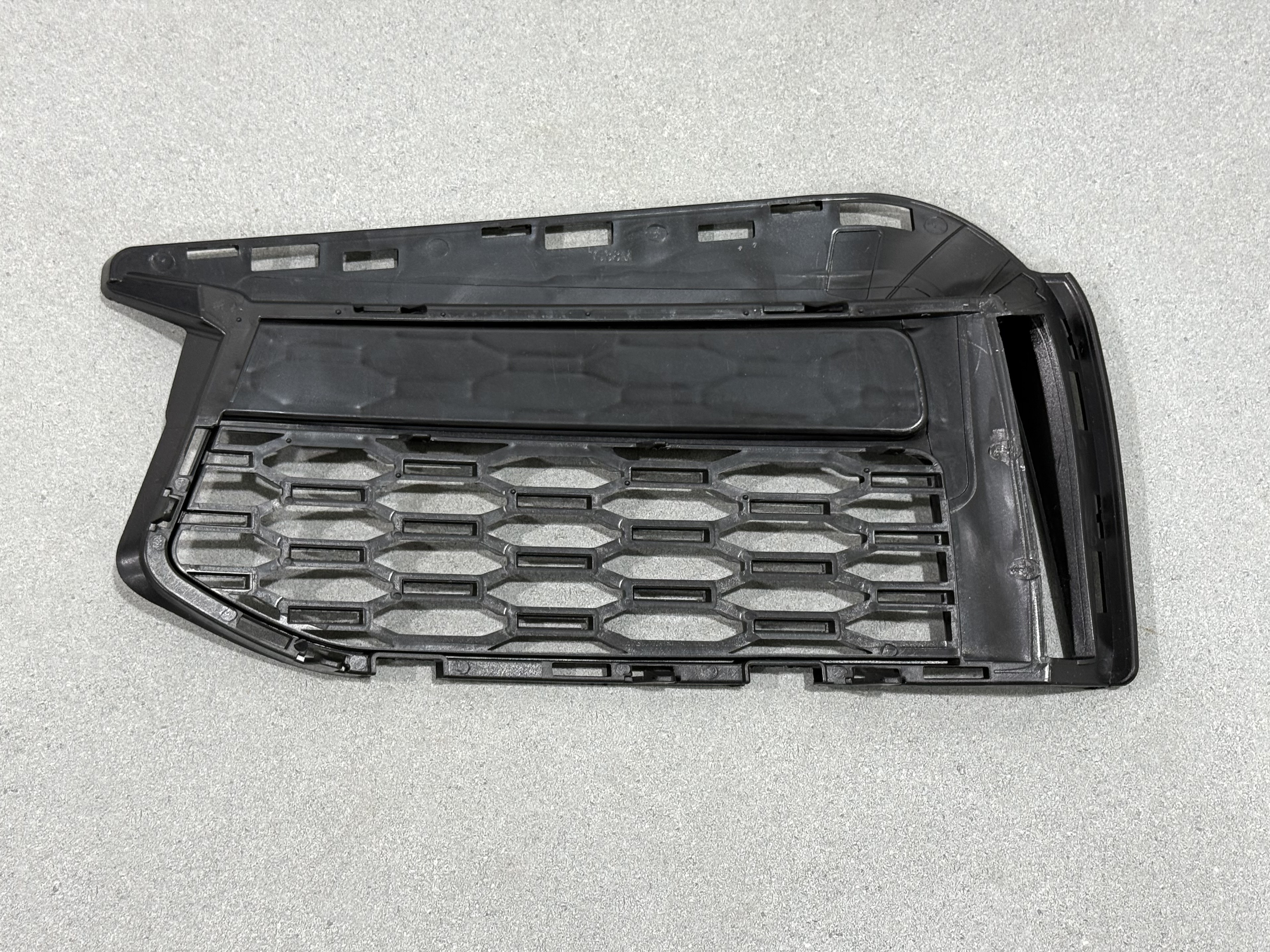 Права решітка бамперу M Paket 51118064964 для BMW 5 series G30 G31 2017-2020 5