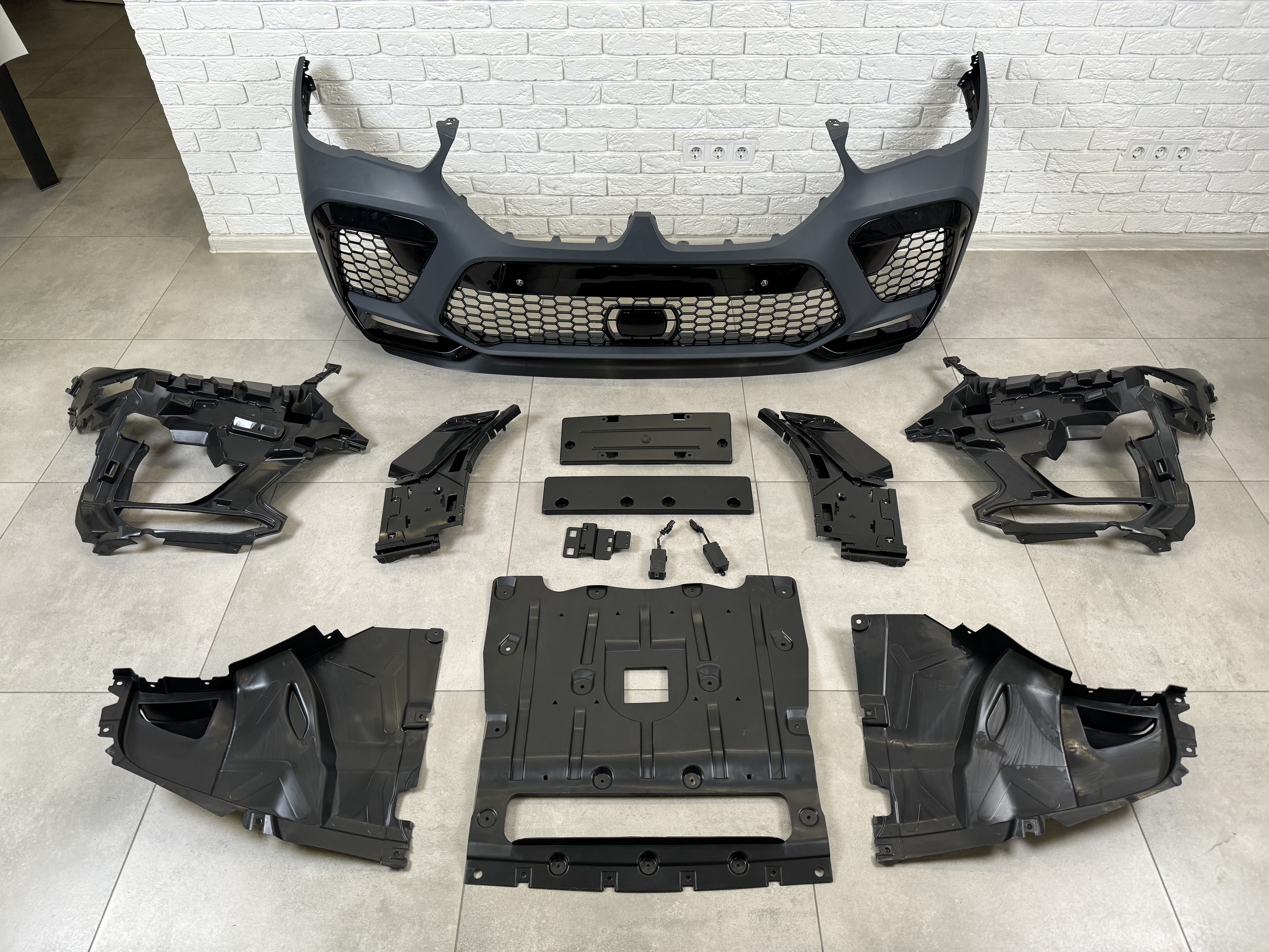 Комплект обвісу X6M F96 для BMW X6 G06 2018-2022 3