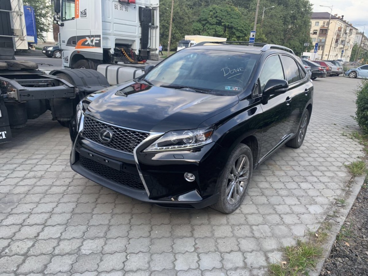 Подіум під номер Lexus RX РЕСТАЙЛІНГ 2012-2015 5