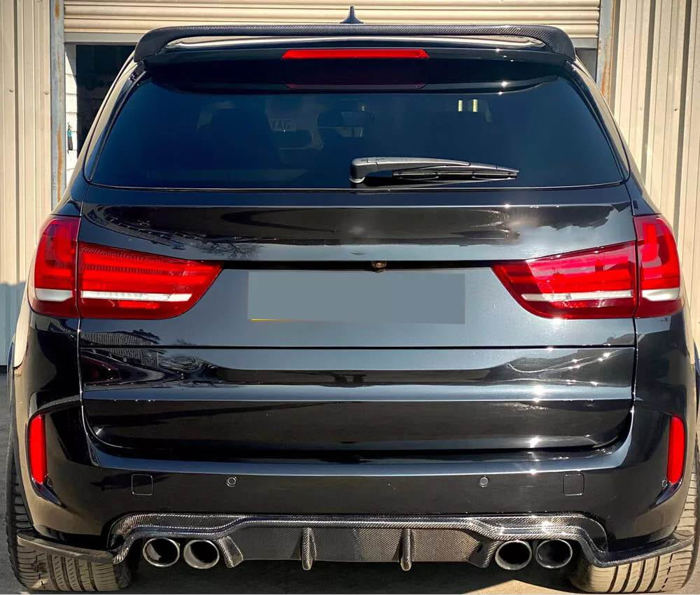 Дифузор заднього бампера V1 (для F85, Карбон) 4