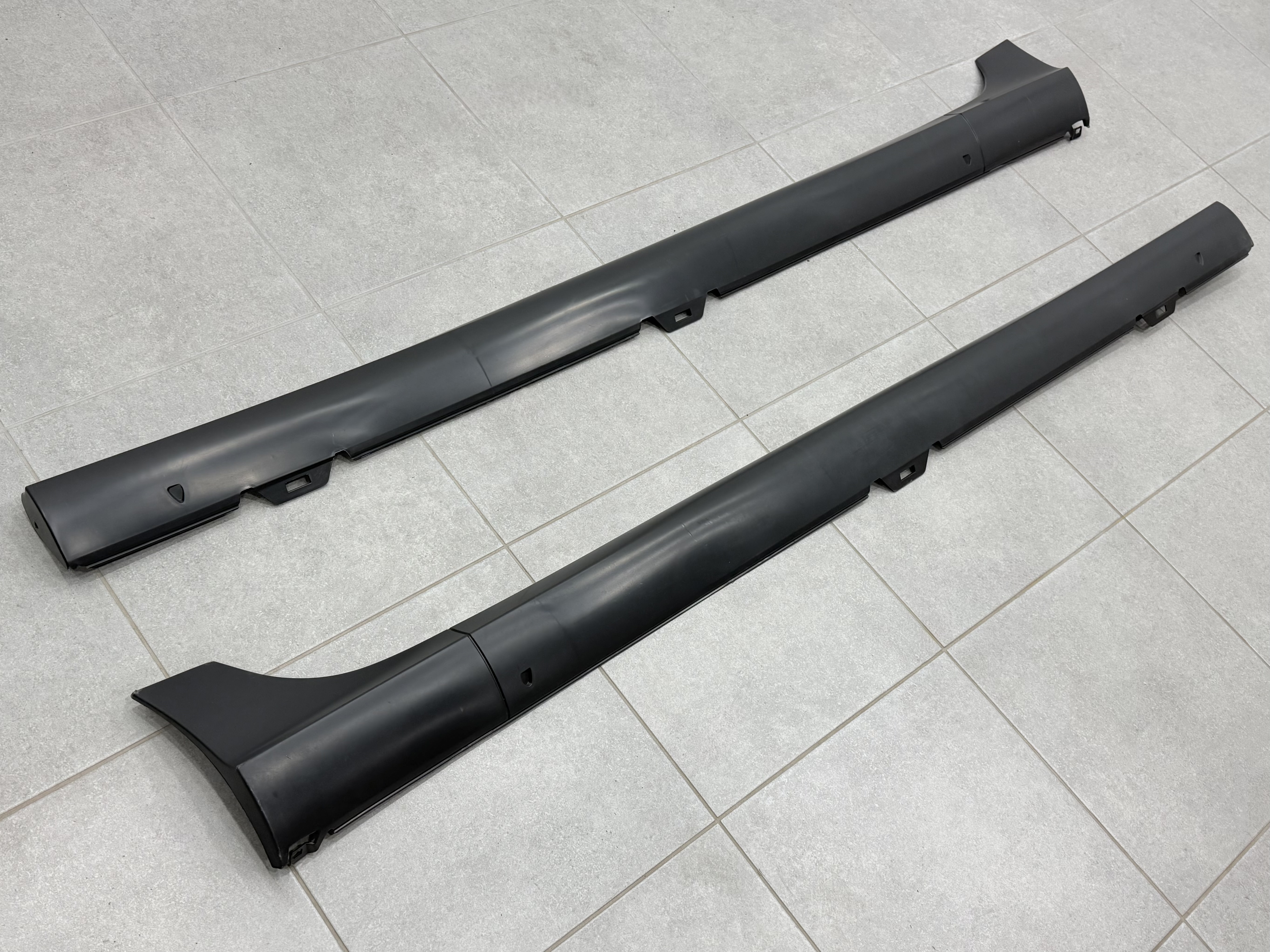 Накладки на пороги GTI R32 для Volkswagen Golf 5 2004-2008 3