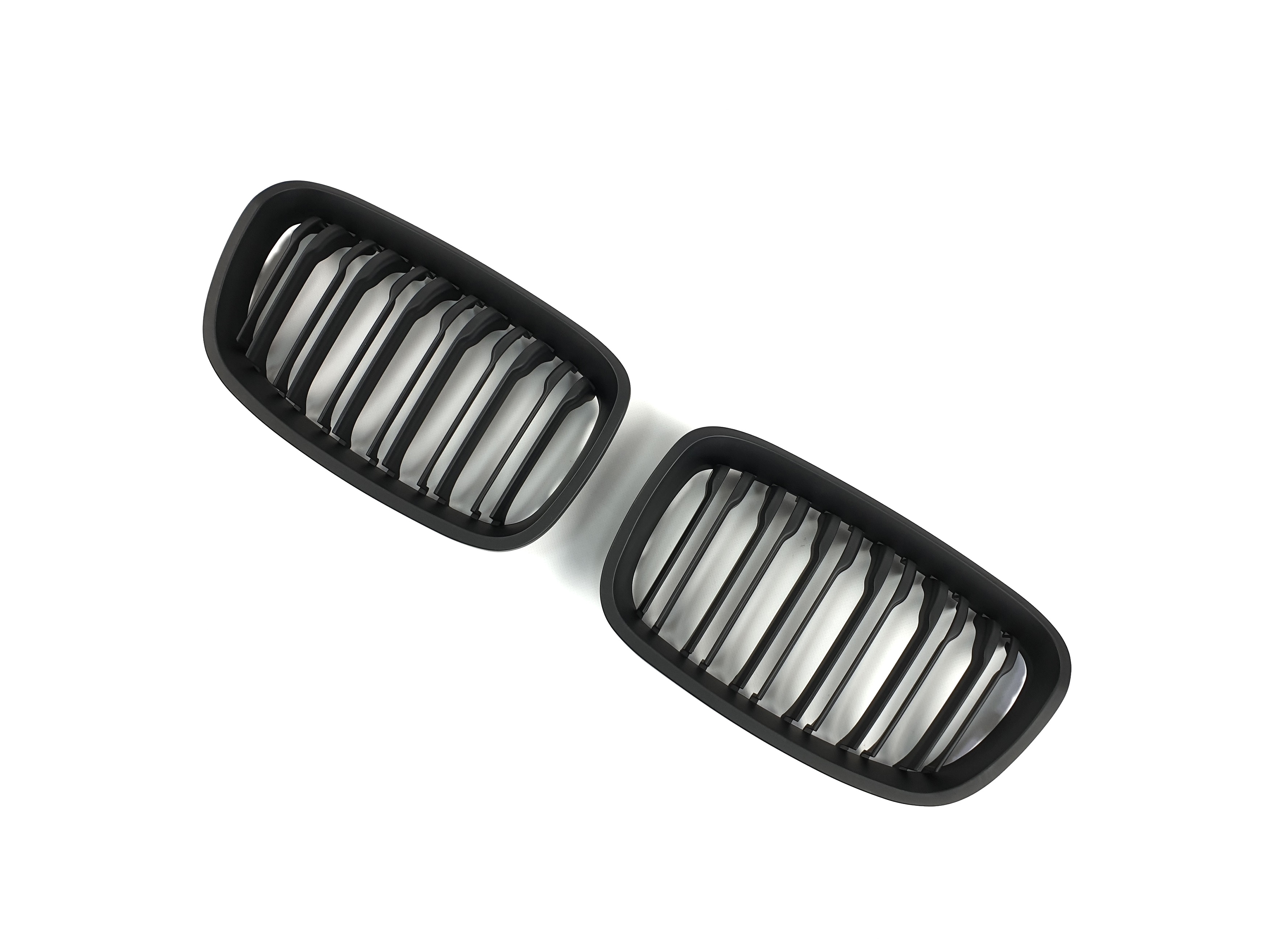 Ніздрі Чорний мат (Подвійні M-Look) на BMW 1 Series F20 / F21 2011-2015 року 2