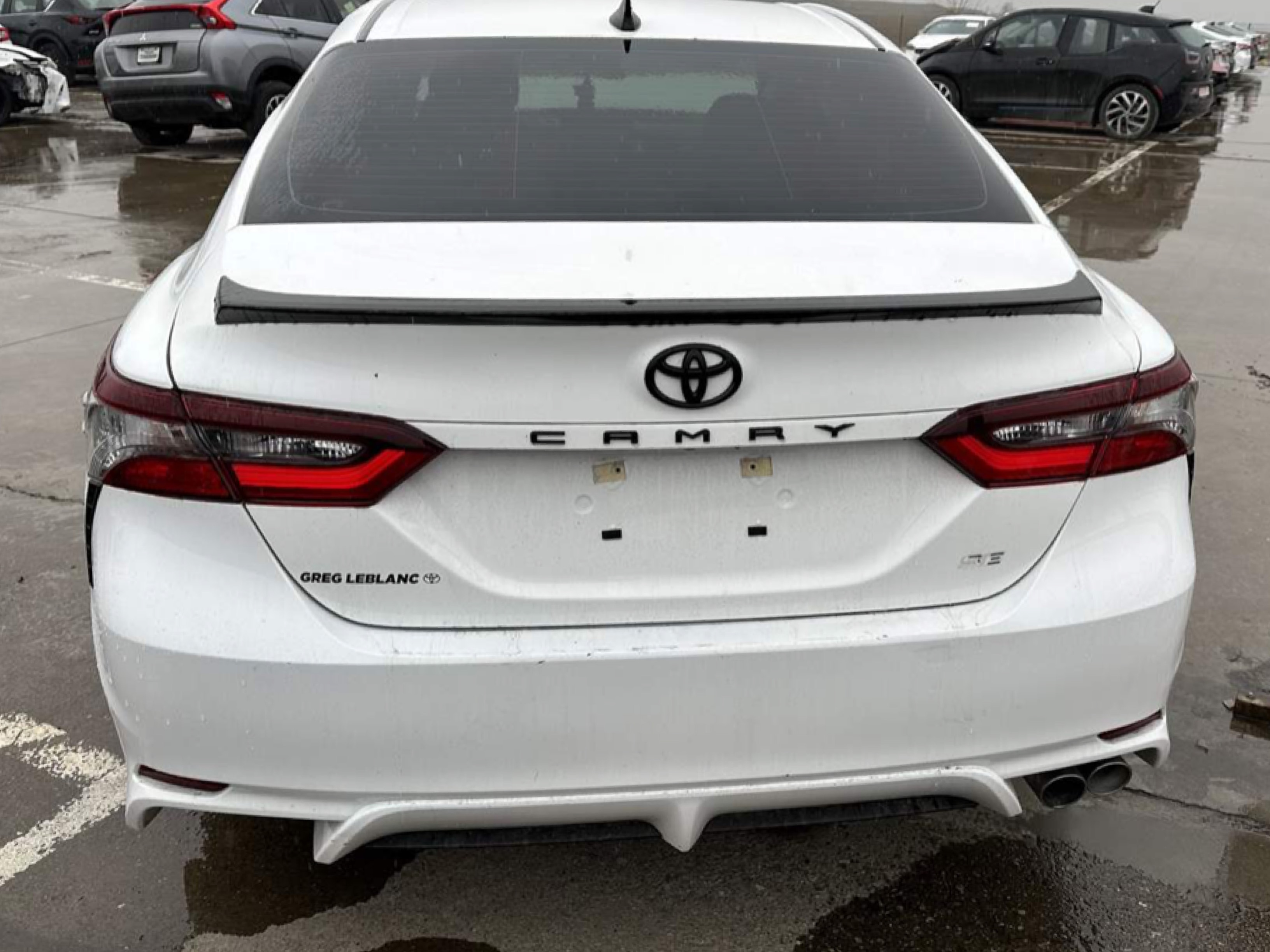 Спойлер лип багажника SE Toyota Camry 70 2018 - ABS пластик, колір чорний глянець 2