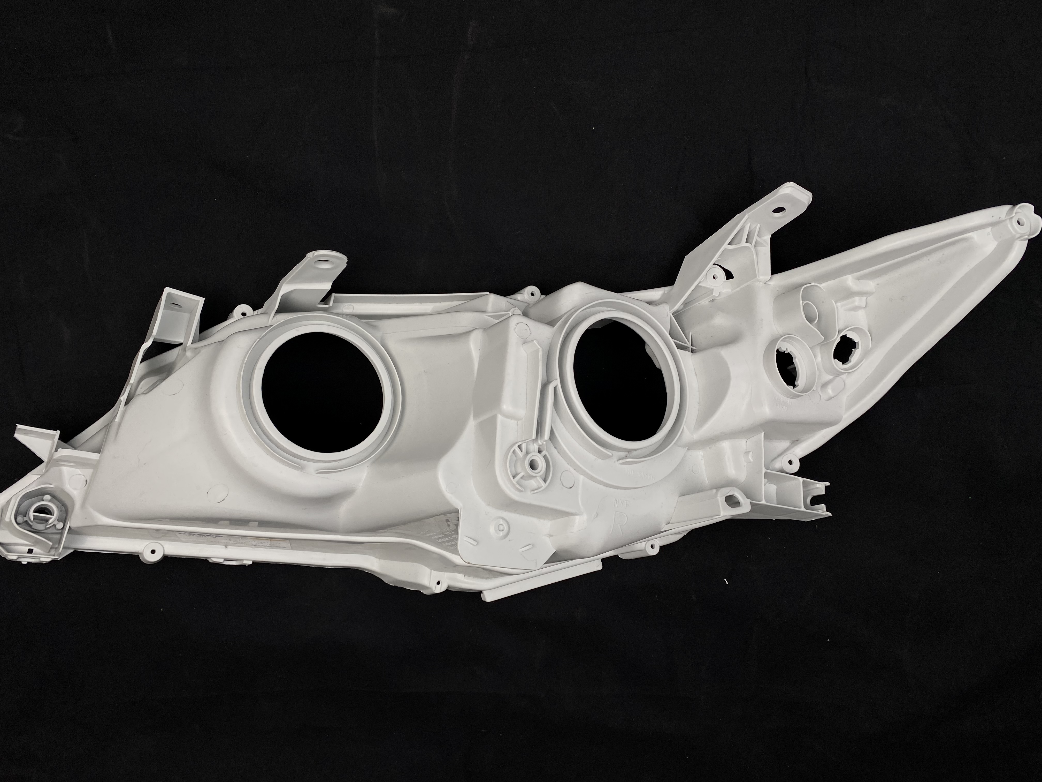 Корпус фари галоген правий Toyota Camry USA 2012-2014 3
