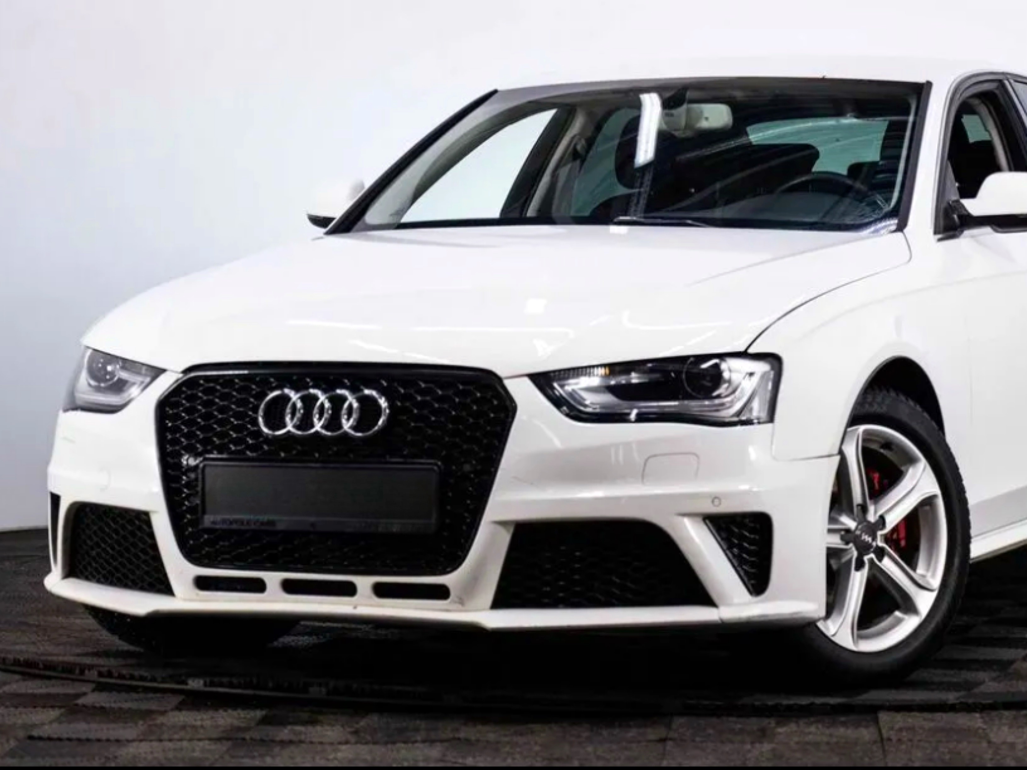 Бампер передній у зборі стиль RS4 для Audi A4 B8 2012-2015 4