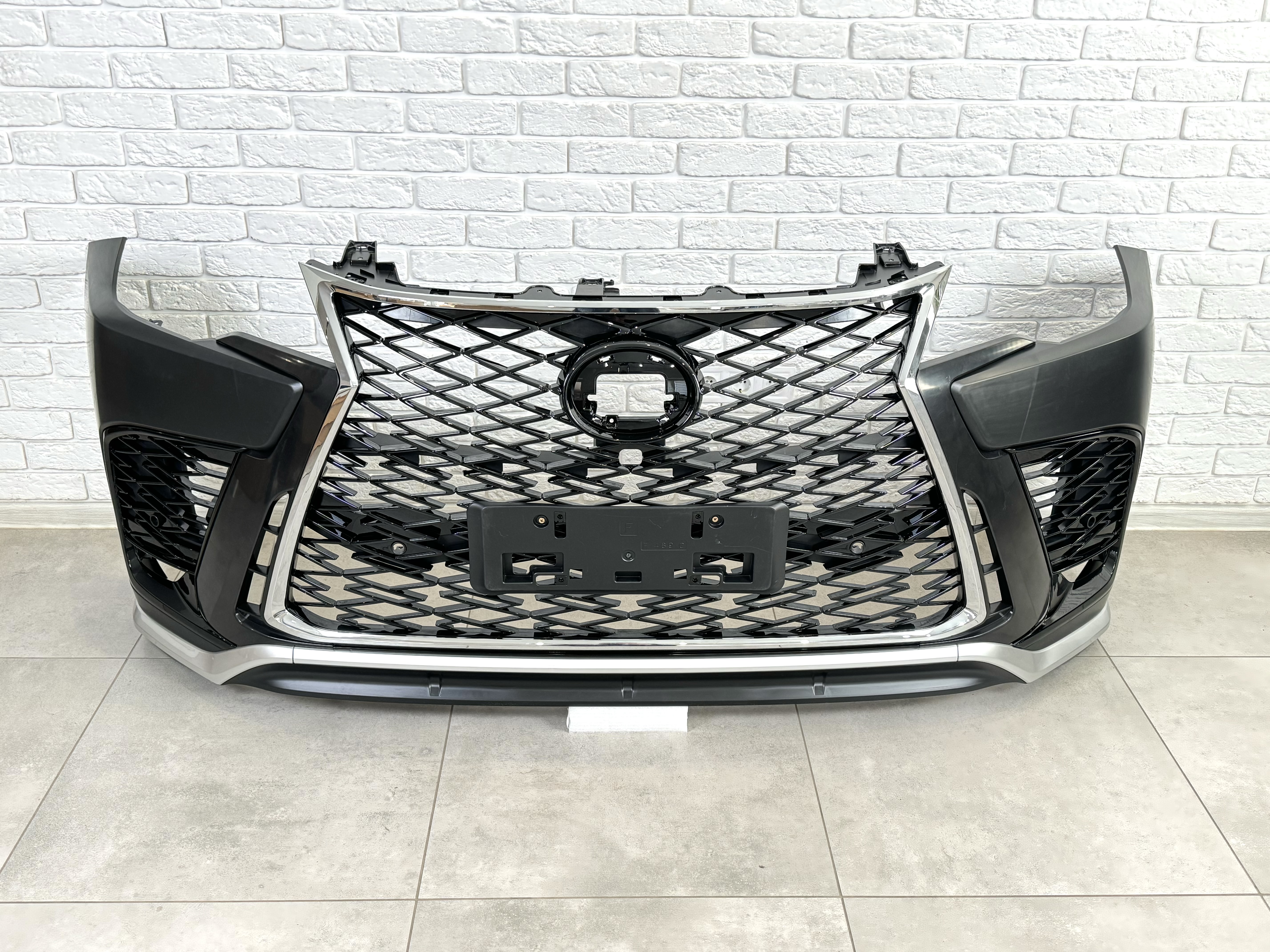 Бампер передній у зборі F-Sport для Lexus LX 600 2022- 3