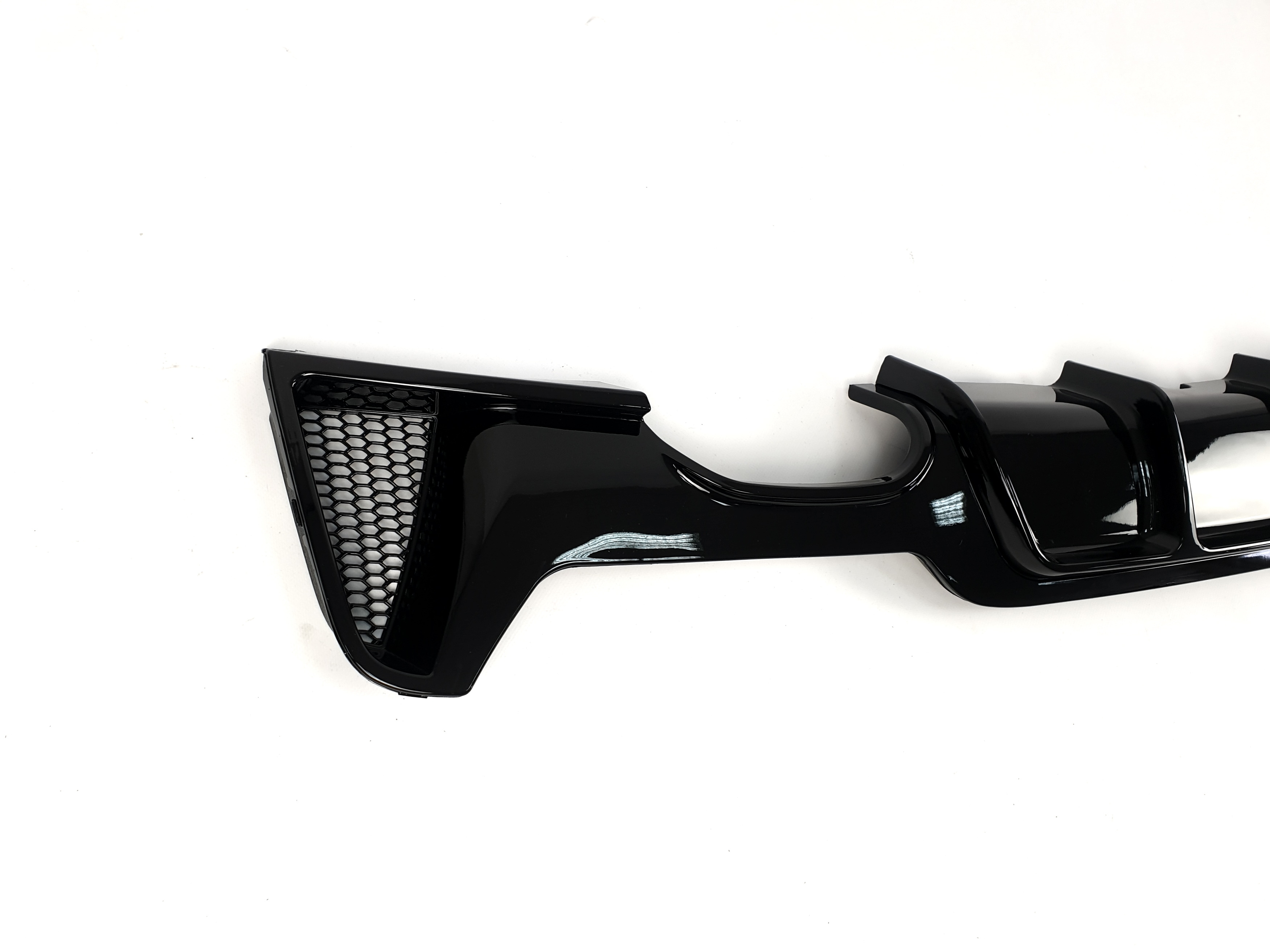Дифузор (заднього бампера) Чорний глянець (M-Performance) 00-00 на BMW 4 Series F32 / F33 2013-2020 року 2