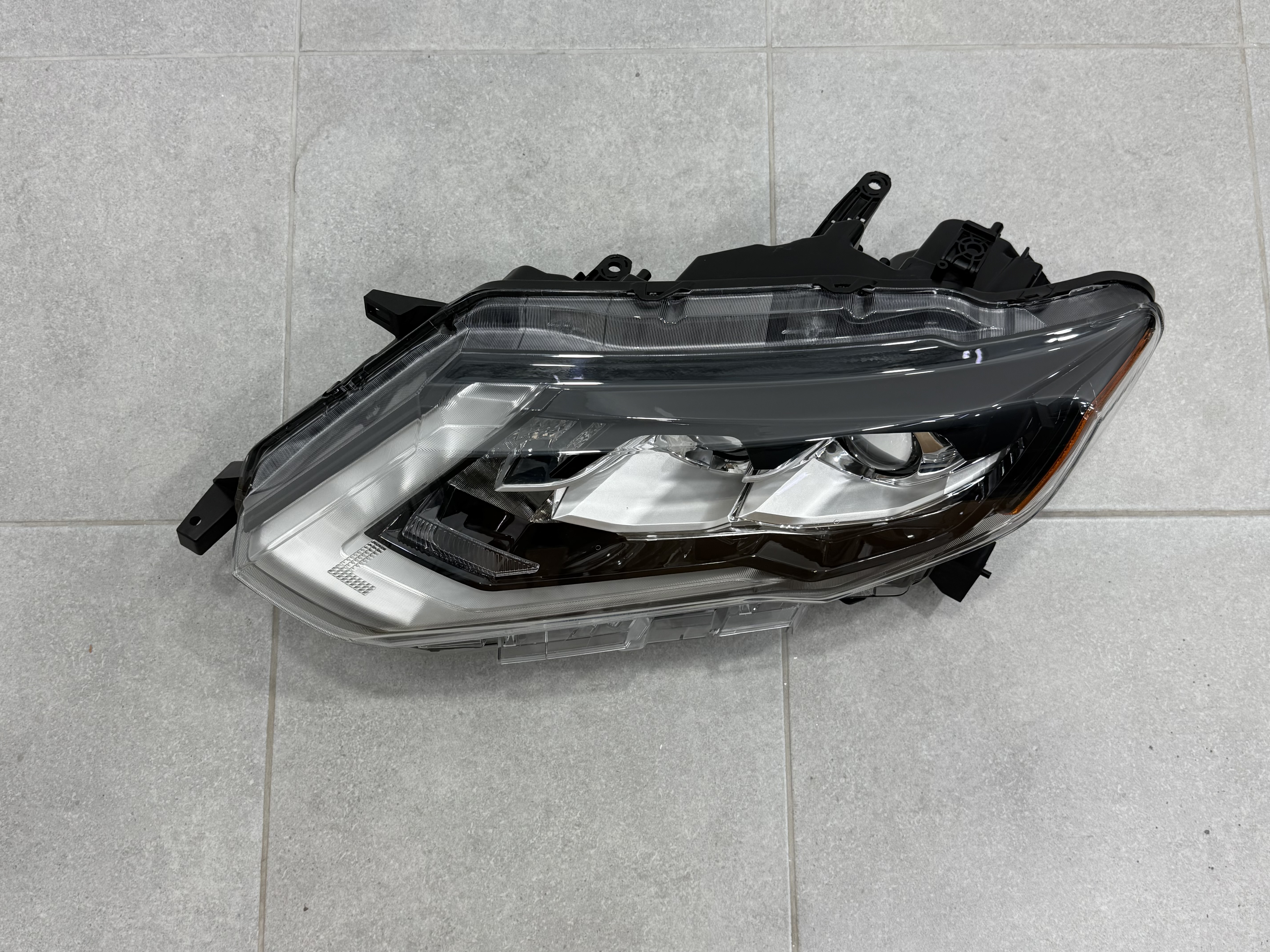 Ліва фара Full LED 2 лінзи ХРОМ для Nissan Rogue 32 2017-2020 5