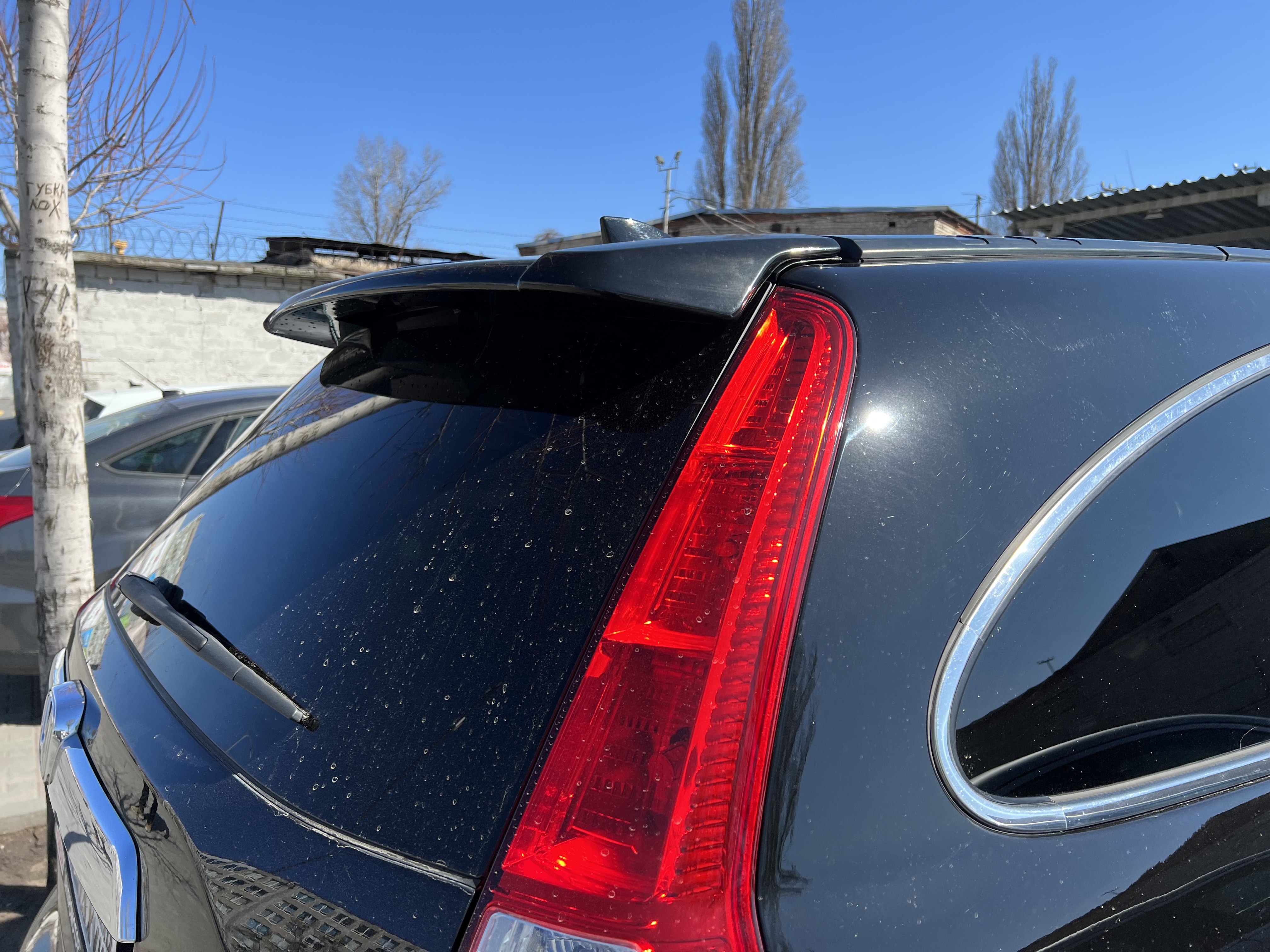 Спойлер козирок Honda CRV 2006-2012 ABS пластик під фарбування 2
