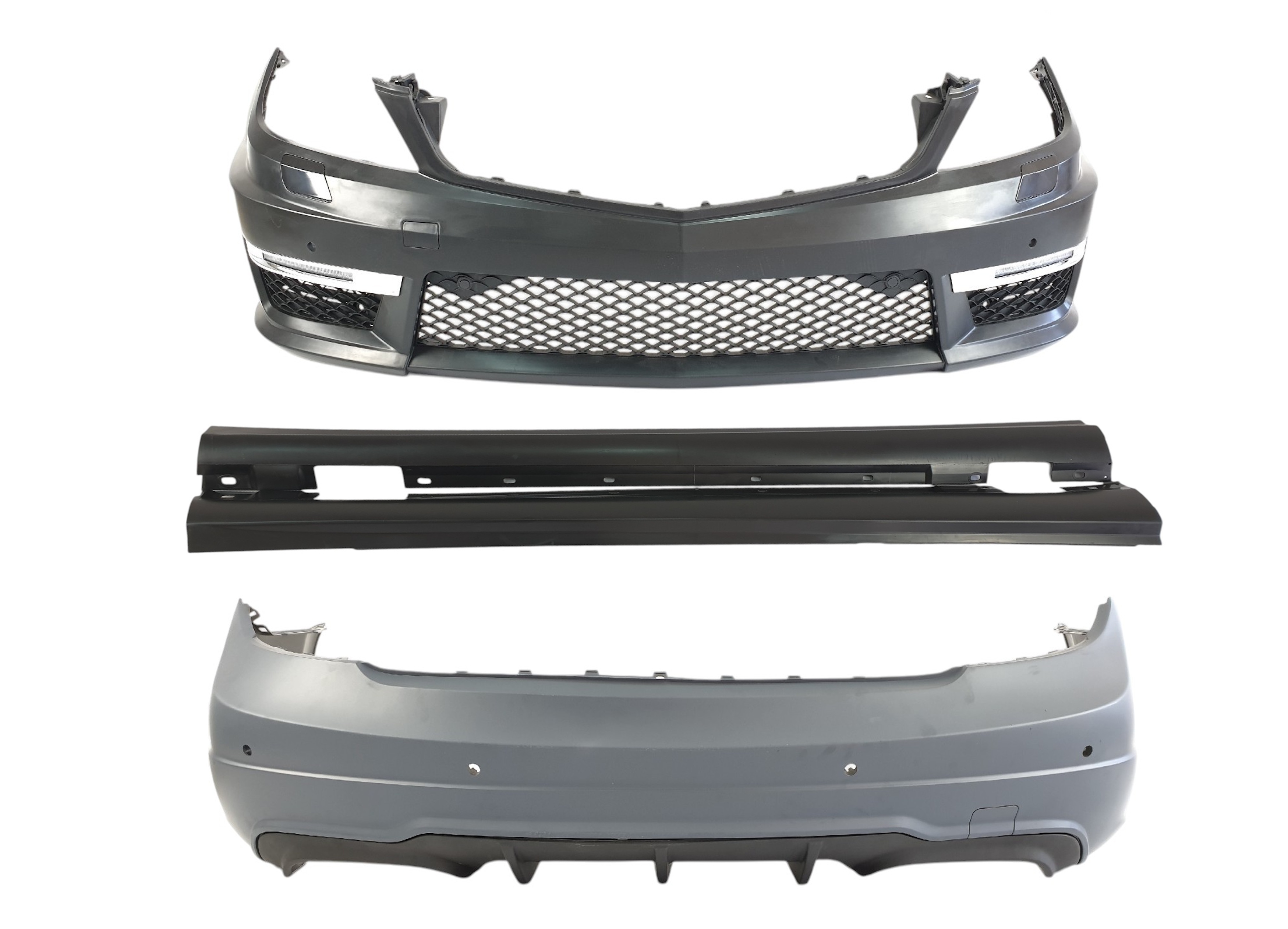 Комплект обвісів (стиль C63 AMG) на Mercedes-Benz C-Class W204 2007-2014 року
