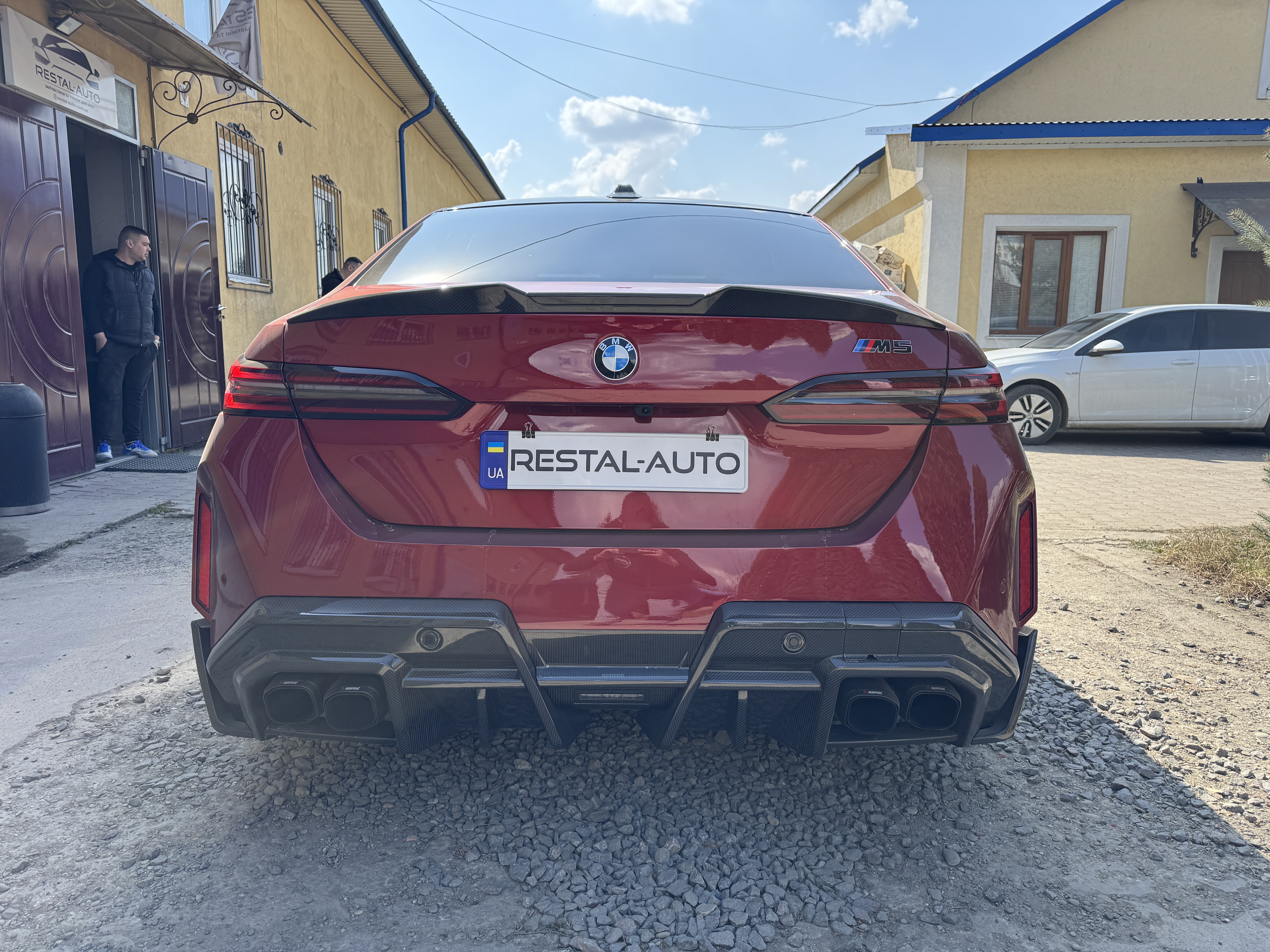 Дифузор (Карбон) V3 на BMW M5 G90 / G99 2024-2026 року 2