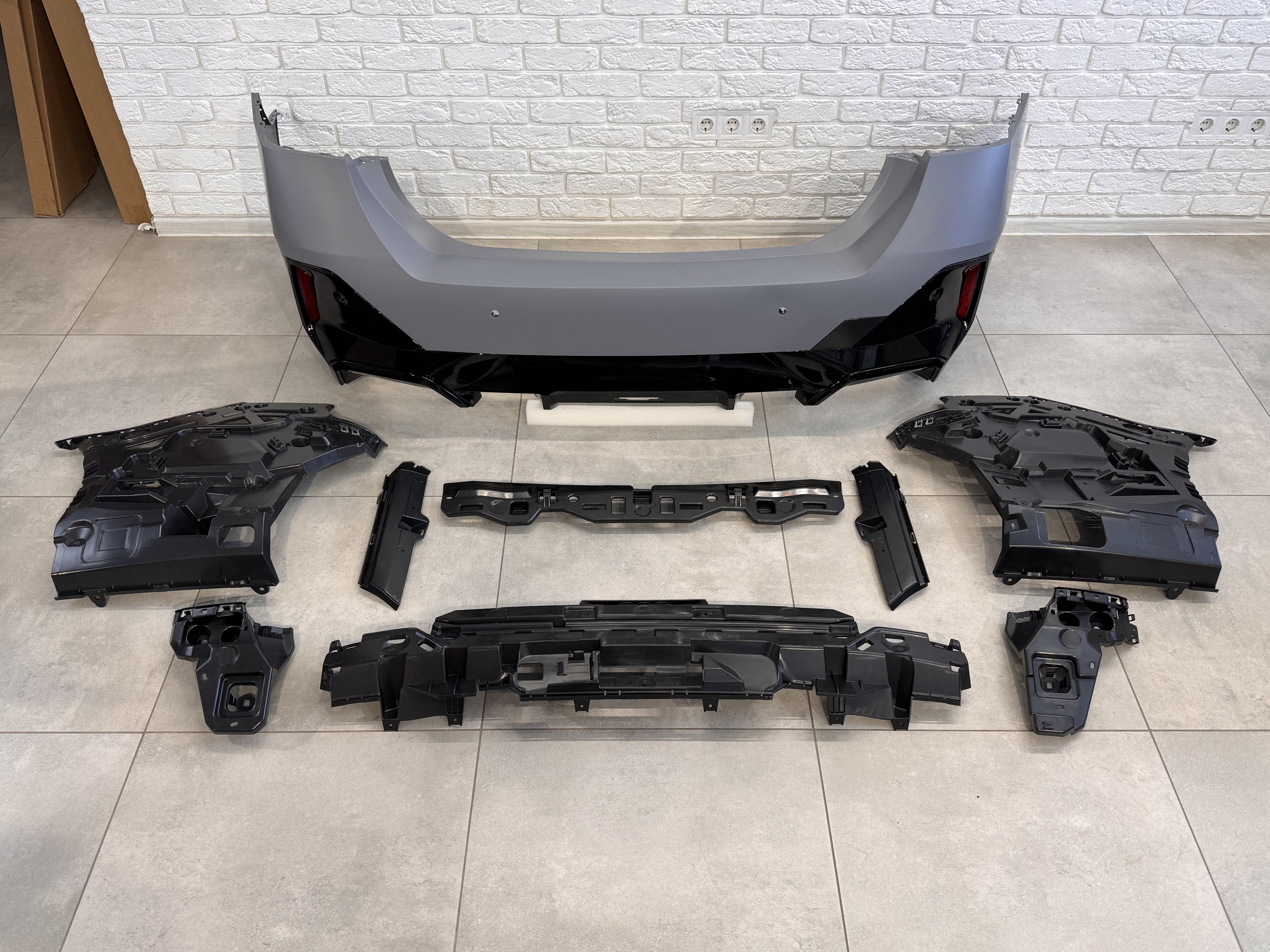 Бампер задній M Sport для BMW 5 series G60 2024- 2