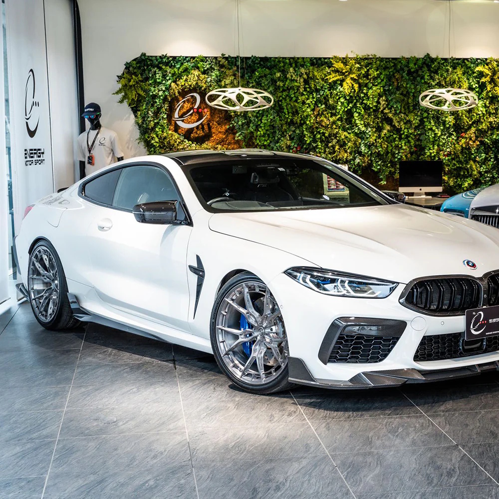 Леза на пороги (Карбон) на BMW 8 Series G14 / G15 / G16 2018-2023 року 4