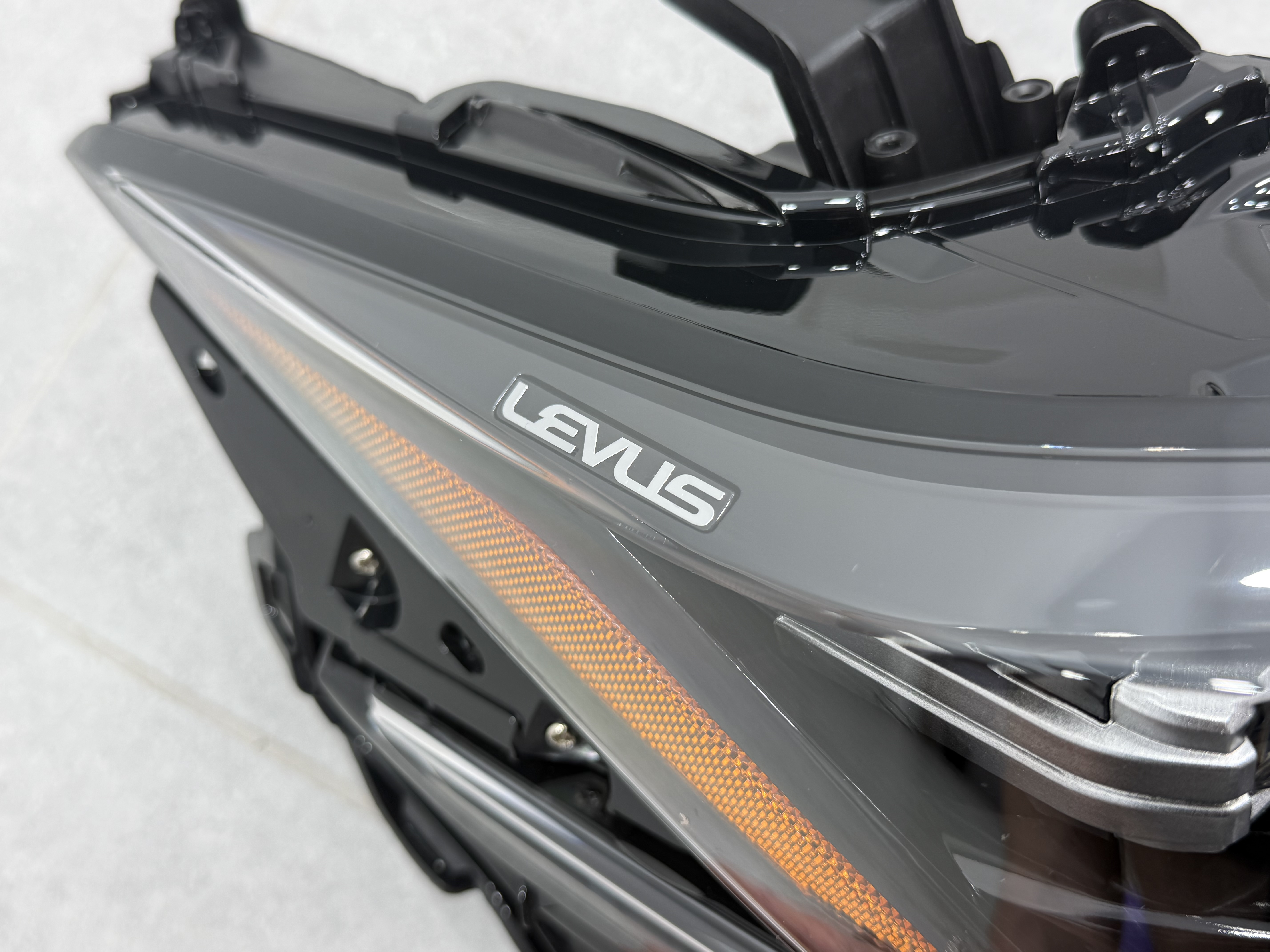 Full Led фари 3 лінзи стиль 2022+ для Lexus ES 2018+ комплект 2шт. 6