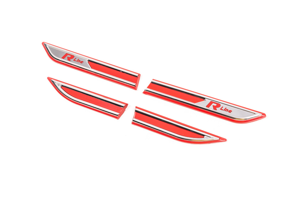 Шильдик R-Line (в асортименті) червоний 6