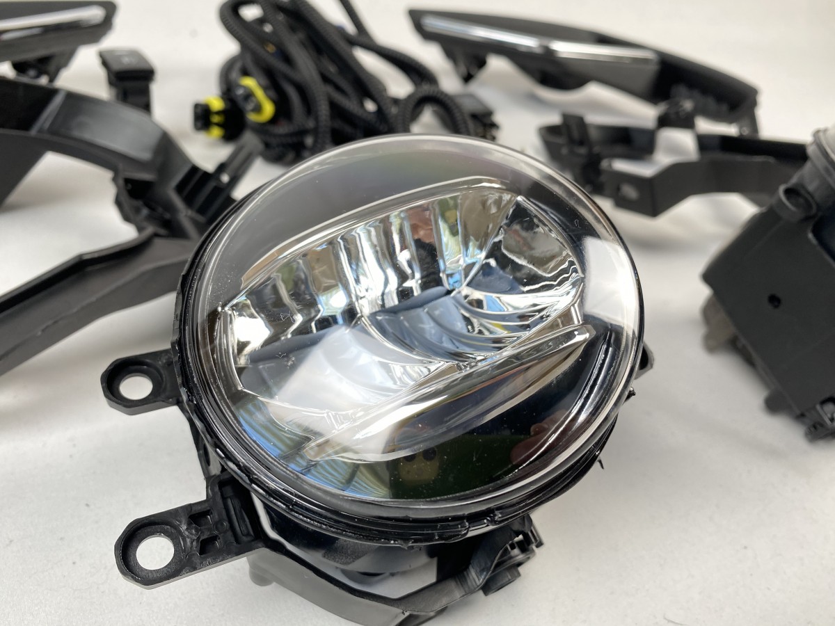 Комплект протитуманних LED фар для Toyota Land Cruiser Prado 150 2018-2023 3