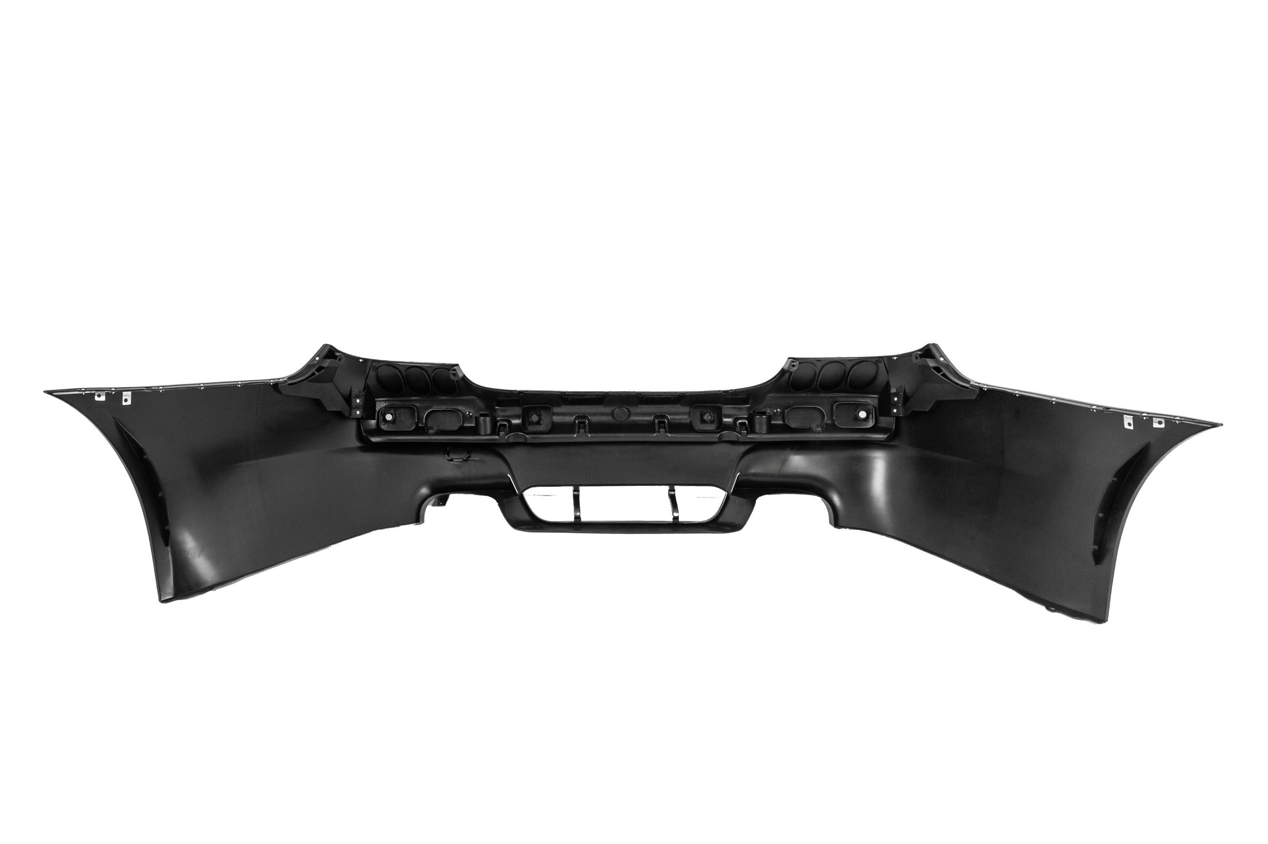 Задній бампер M5 (для E60) 4