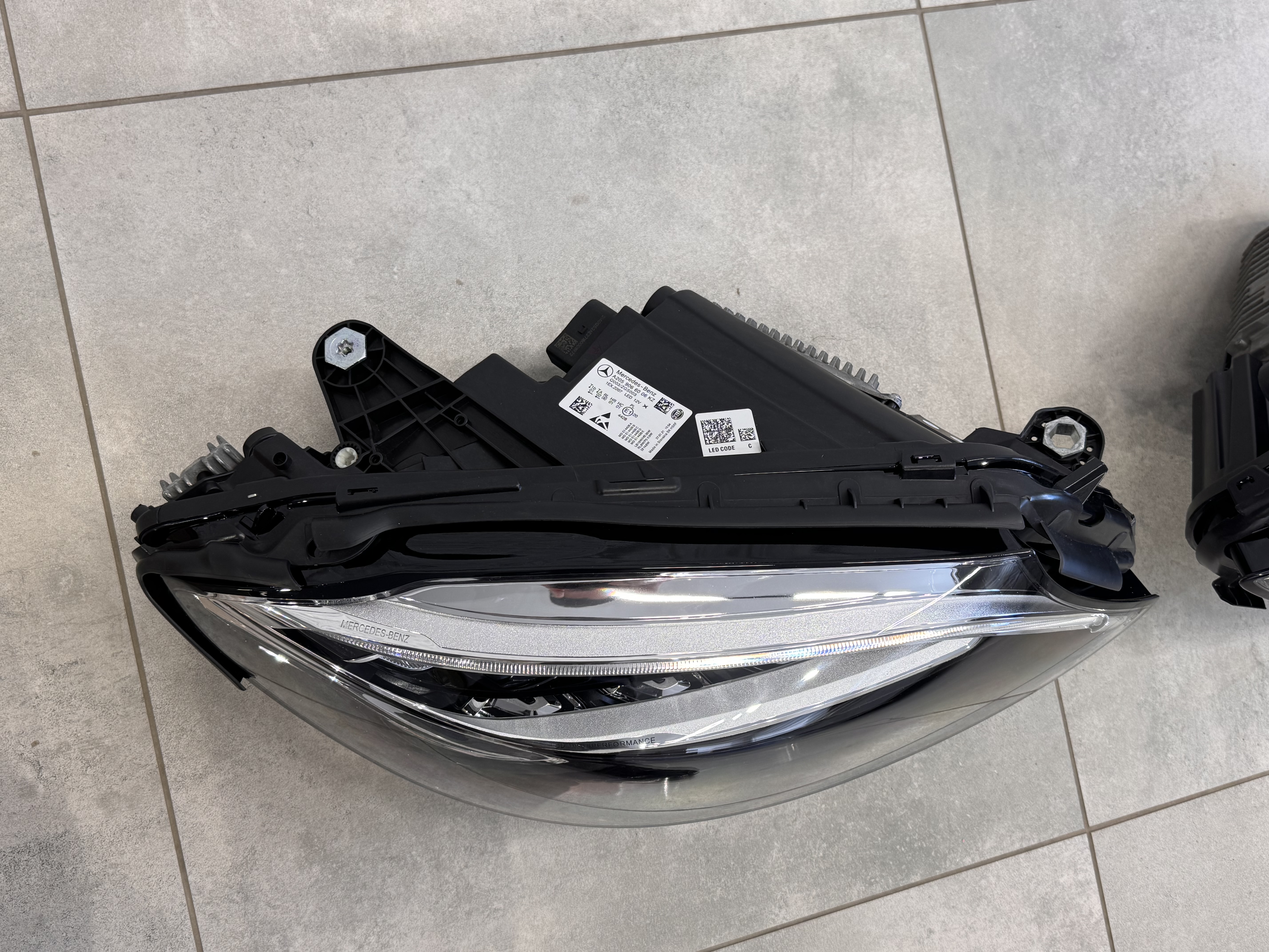 Фари Full LED рестайлінг 2019 для Mercedes C-Class W205 2013-2021 комплектні з блоками 2шт. 4