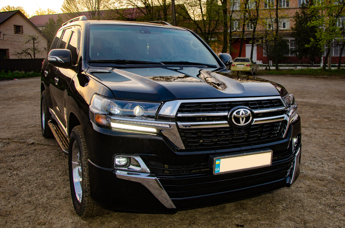 Комплект рестайлінгу з LC200 2008-2015 на 2021 Executive 5