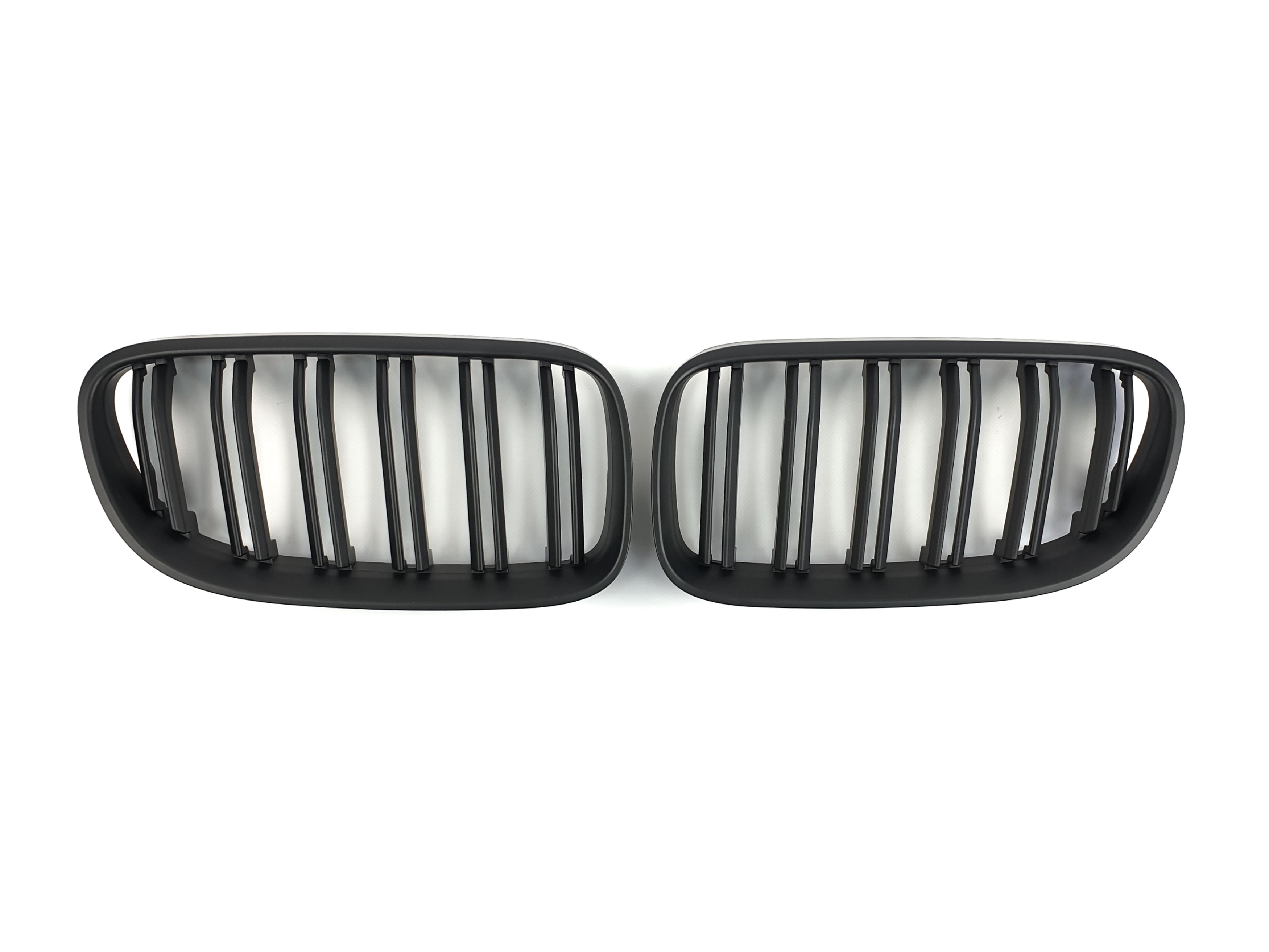 Ніздрі Чорний мат (Подвійні M-Look) на BMW 3 Series E92 / E93 2010-2013 року