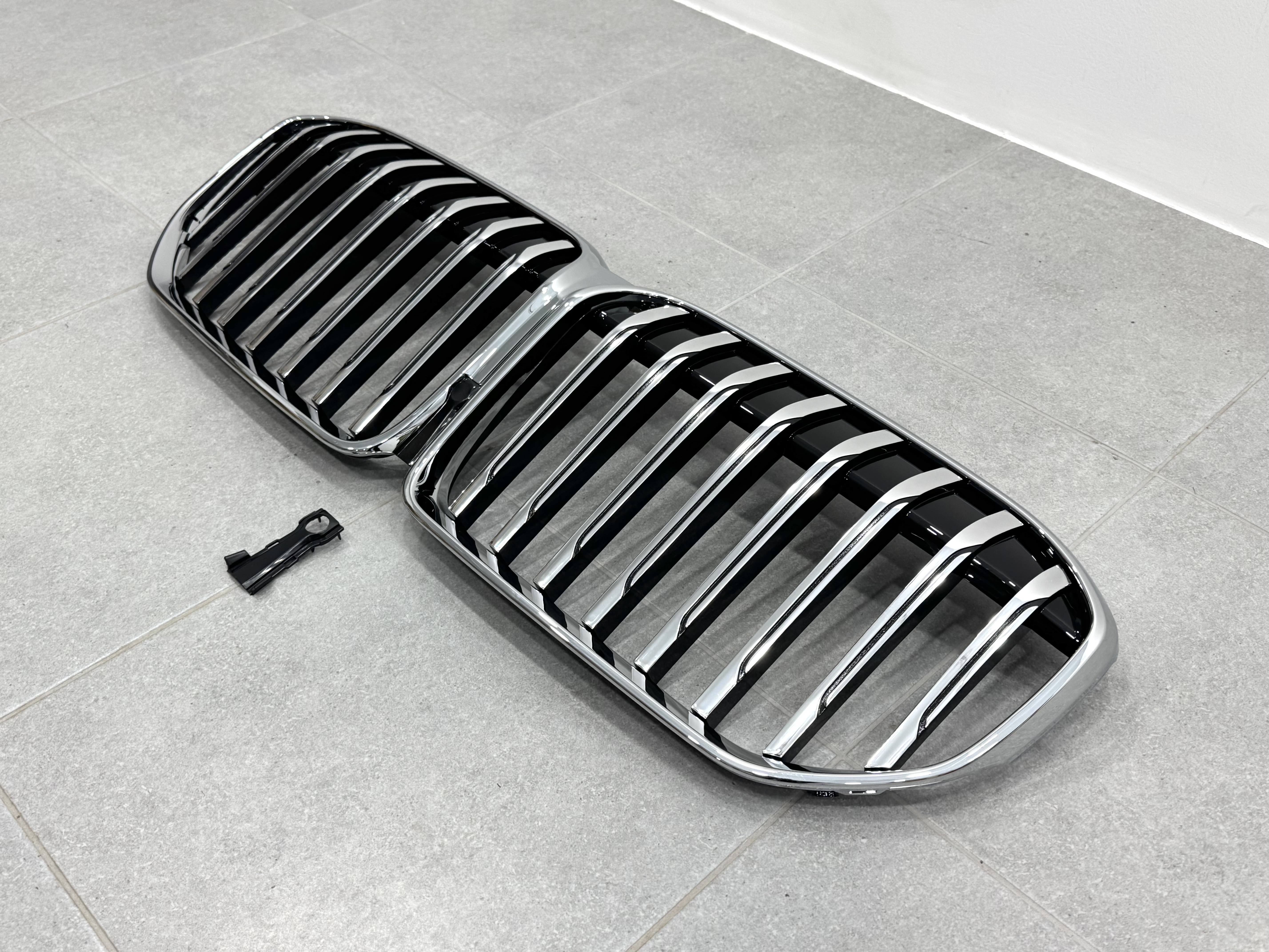 Решітка радіатора ніздрі BMW 7 Series G11 / G12 2020-2023 хром 4