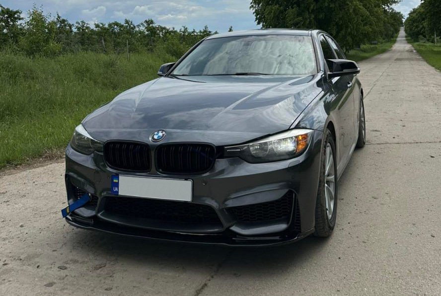 Накладка на передній бампер Lip V-2 (Для M4, чорний глянець) 6