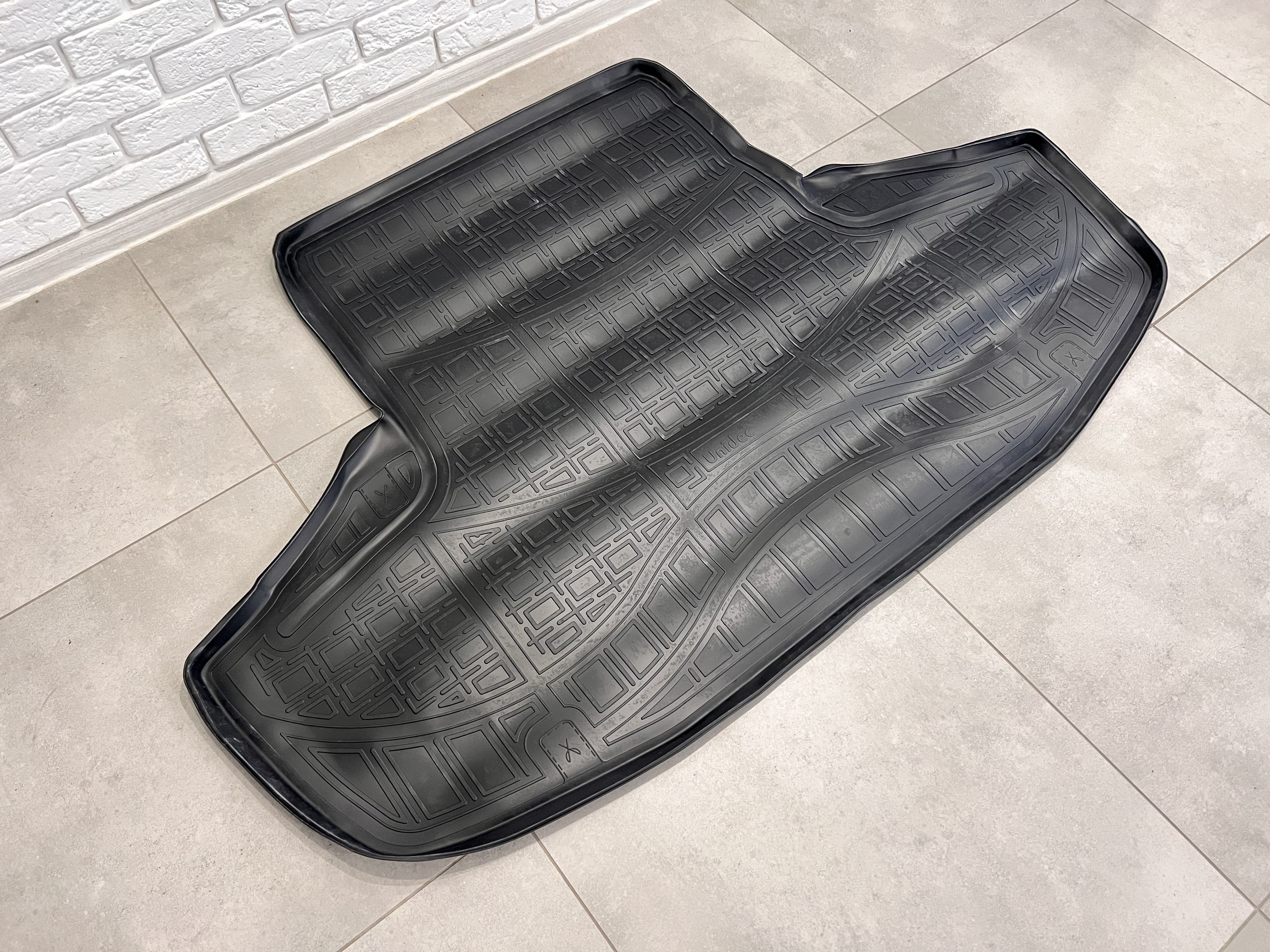 Килимок багажника поліуретановий Norplast Lexus GS 2005-2011 / 2012- 3