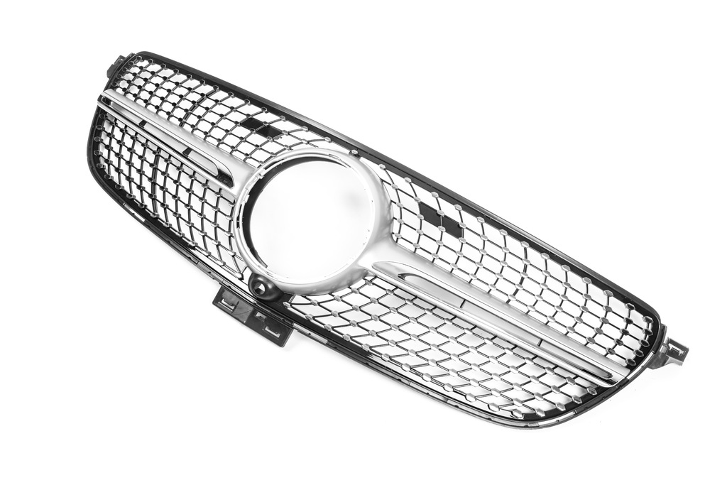 Тюнінг решітка радіатора (Diamond Silver) З місцем під камеру 6