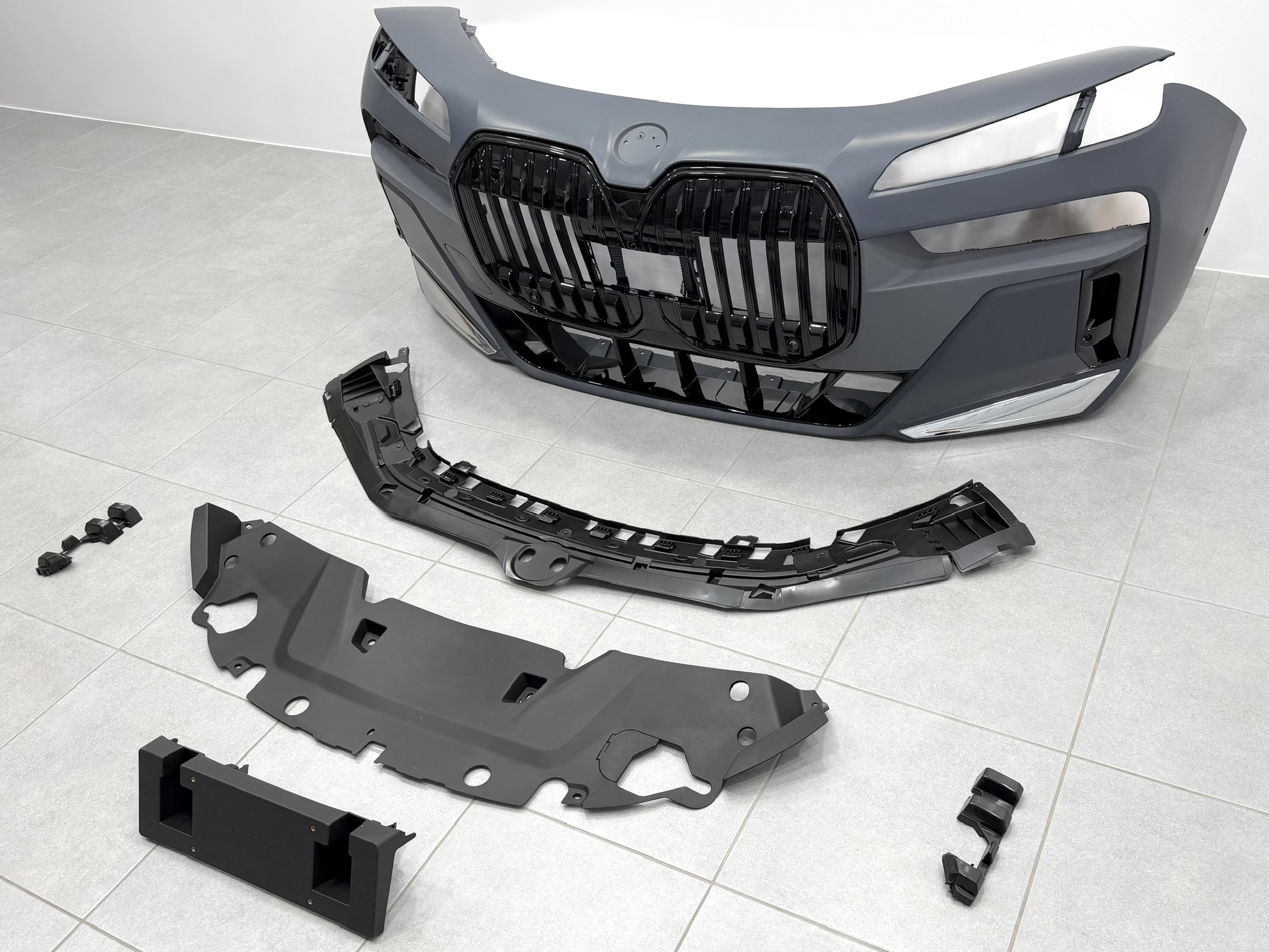 Комплект обвісу M760 для BMW 7 series G70 2023- 6