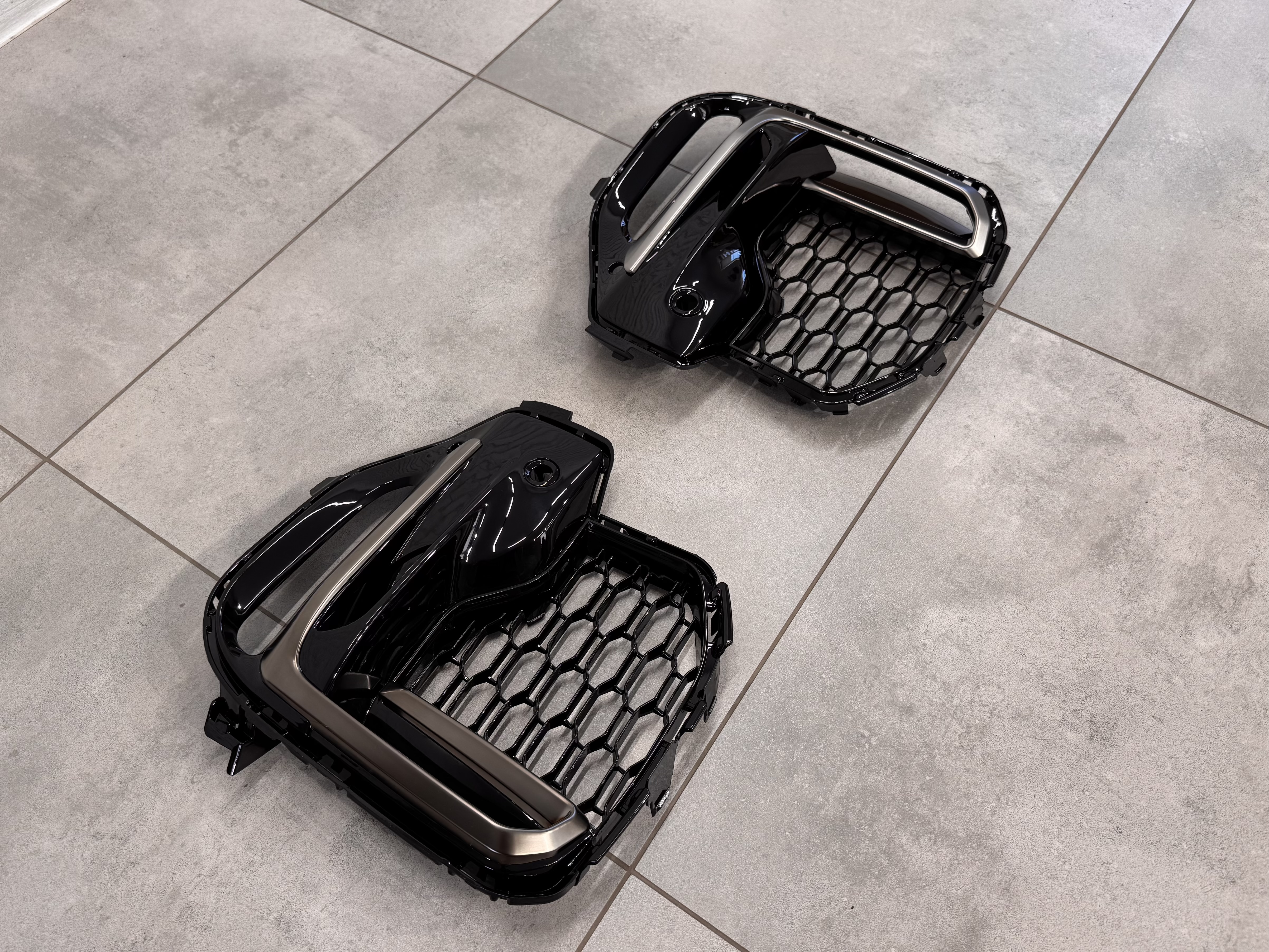 Решітки у бампер M-paket для BMW X5 G05 3