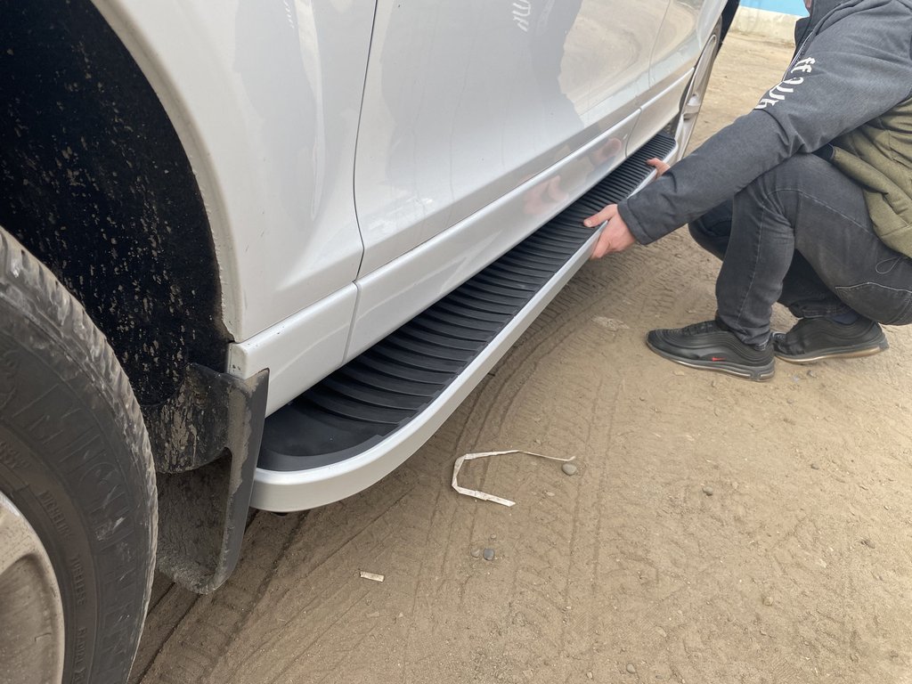 Бокові пороги Tayga (2 шт., Алюміній) 3