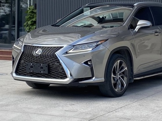 Решітка радіатора Lexus RX 2015-2019 У СТИЛІ F-SPORT ДЛЯ ЗВИЧАЙНОЇ ВЕРСІЇ 3