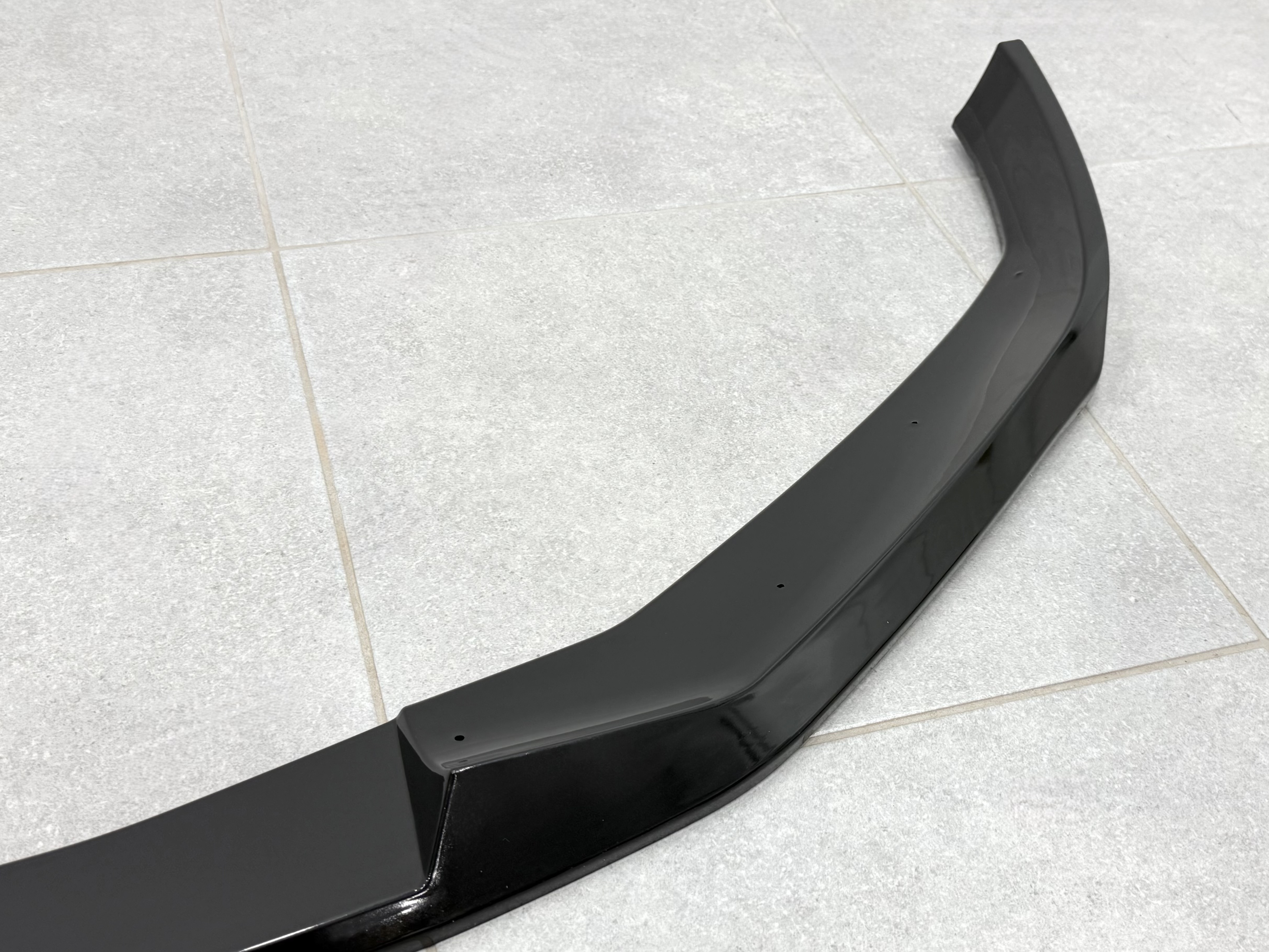 Накладка переднього бампера M-Paket BMW 5 series G30 G31 LCI 2020-2023, чорний глянець 5