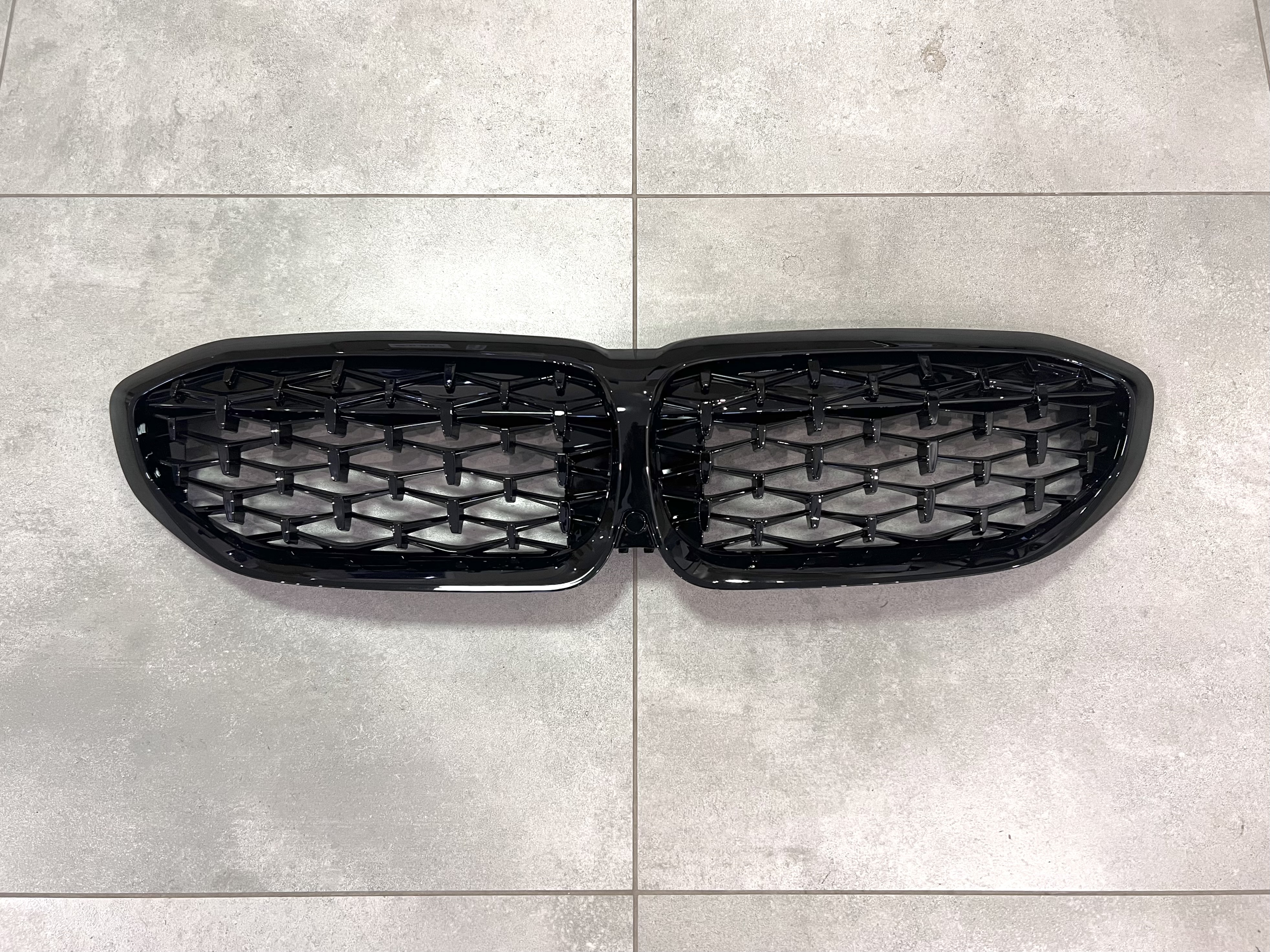 Решітка радіатора Diamond black BMW 3 Series G20 G21 2019-2022 чорний глянець 3
