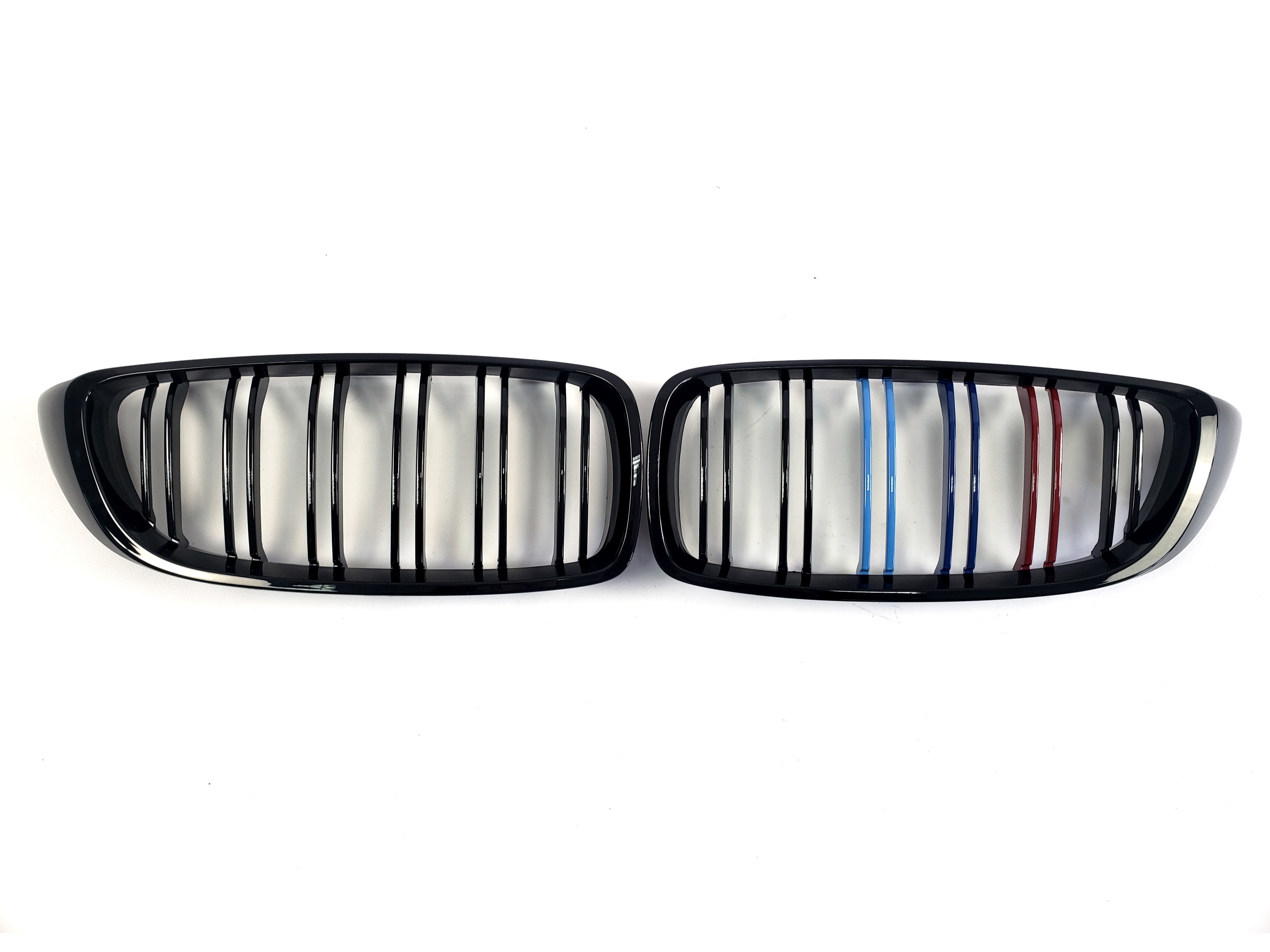 Ніздрі M-color (Подвійні M-Look) на BMW 4 Series F32 / F33 2013-2020 року