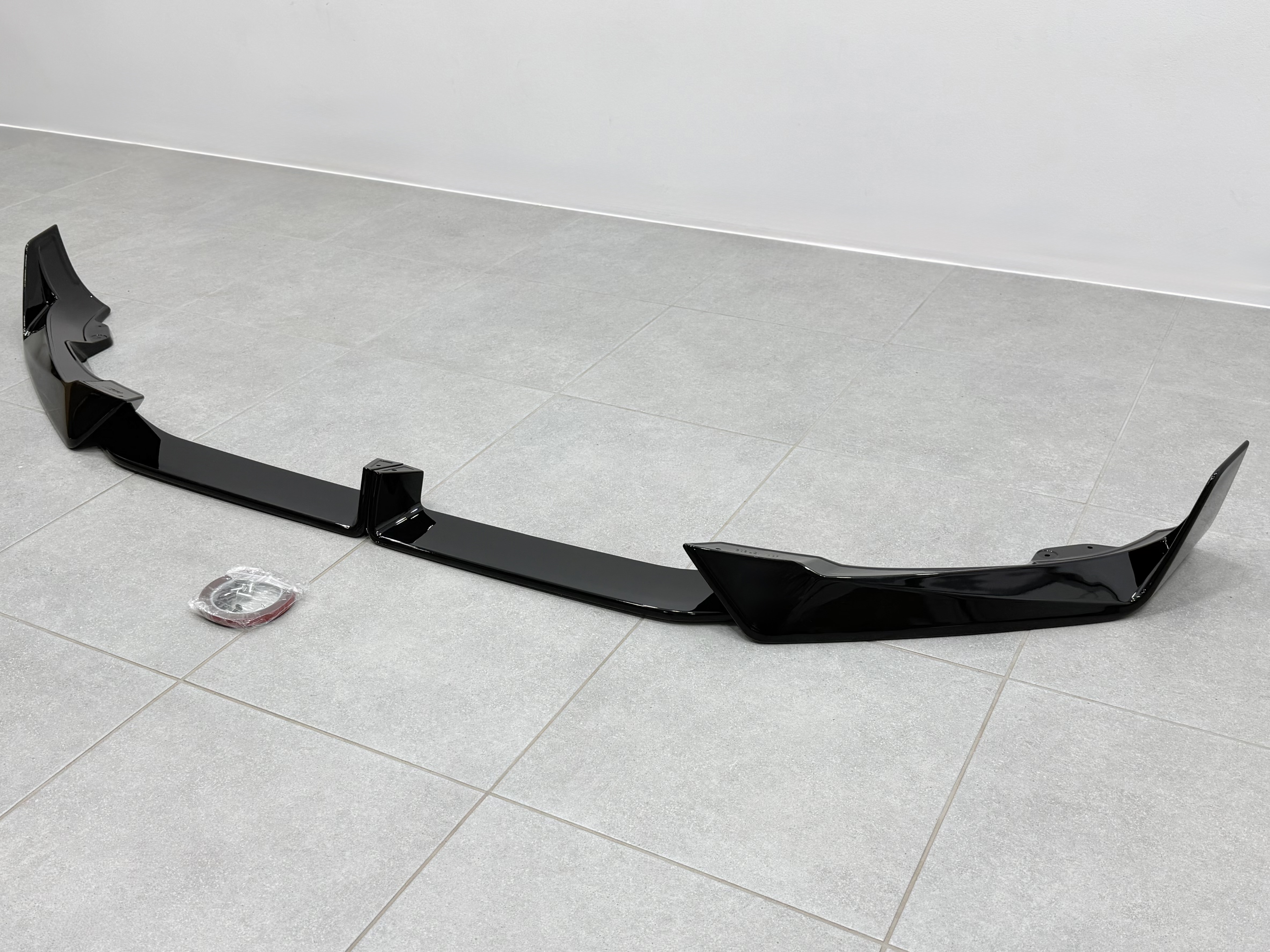 Юбка переднього бампера M paket LCI Paradigm Black Knight для BMW X6 G06 2023+, колір чорний глянець 5