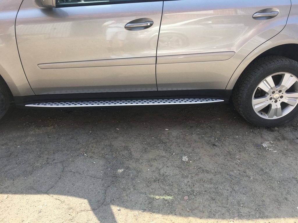 Бокові пороги OEM (2 шт., Алюміній) 3