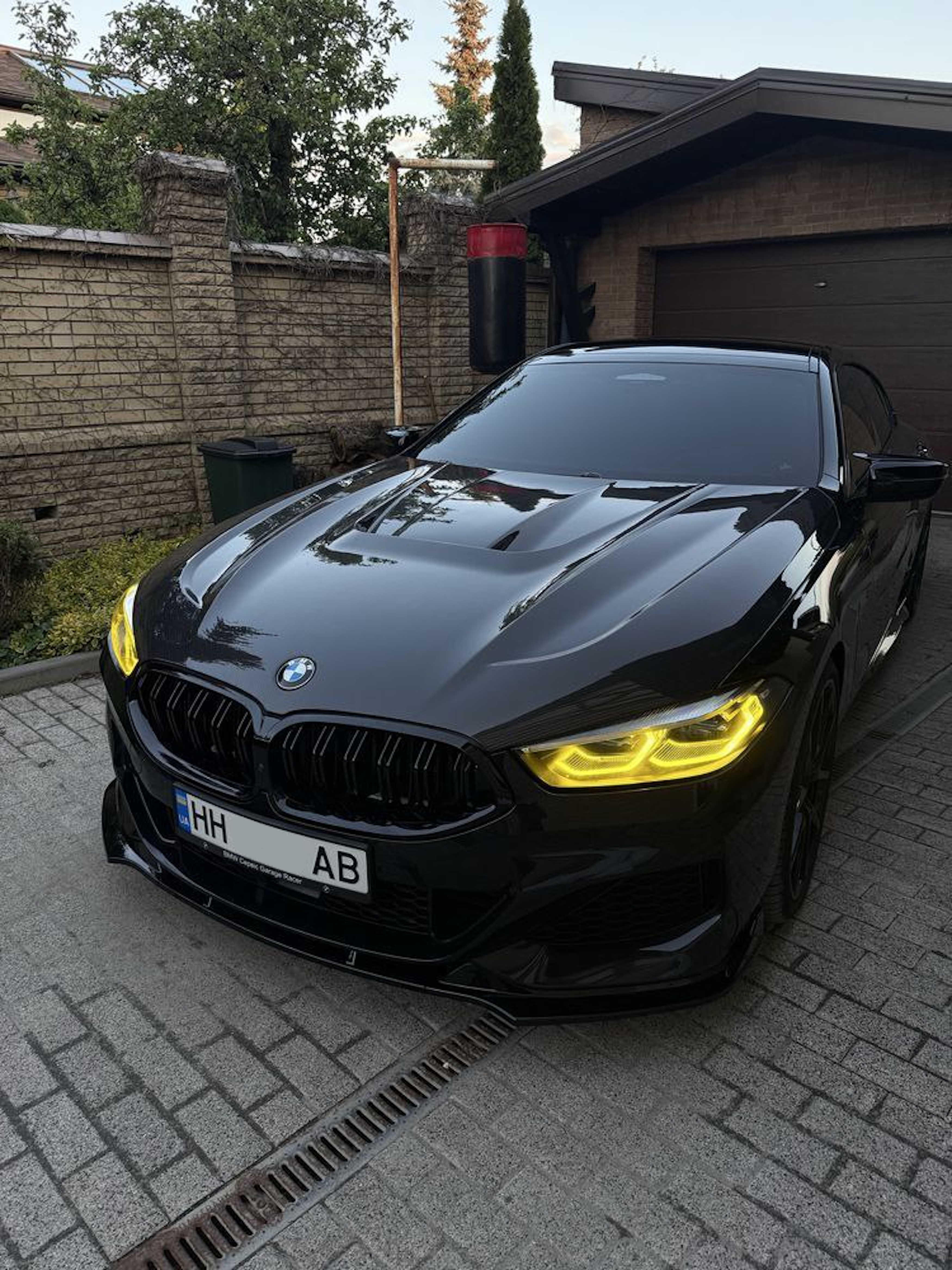 Губа (переднього бампера) Чорний глянець на BMW 8 Series G14 / G15 / G16 2018-2023 року 6