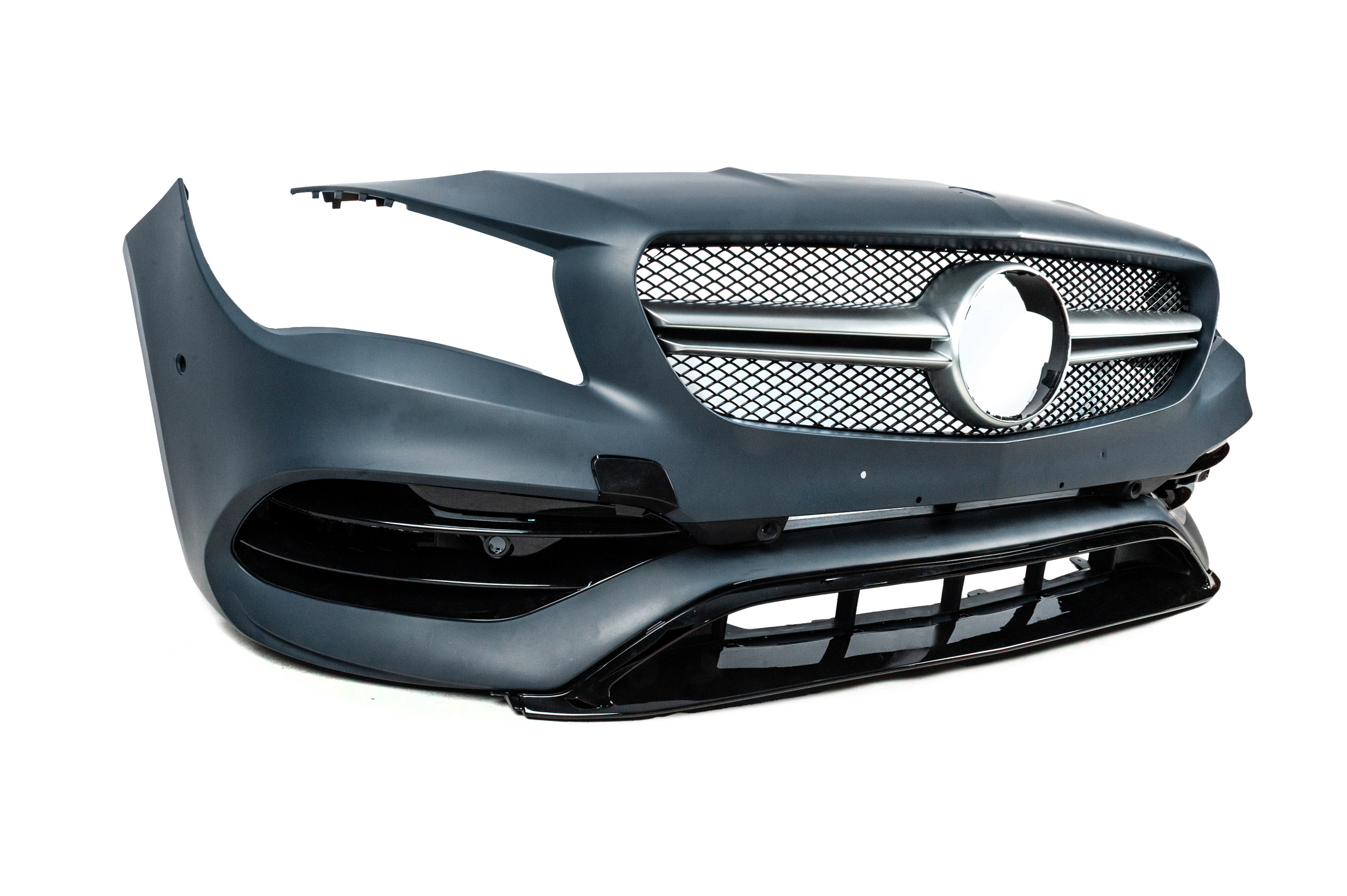 Передній бампер в зібраному вигляді (стиль CLA45 AMG) 3