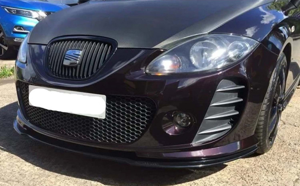 Передня Lip накладка (для Cupra, чорний глянець) 2