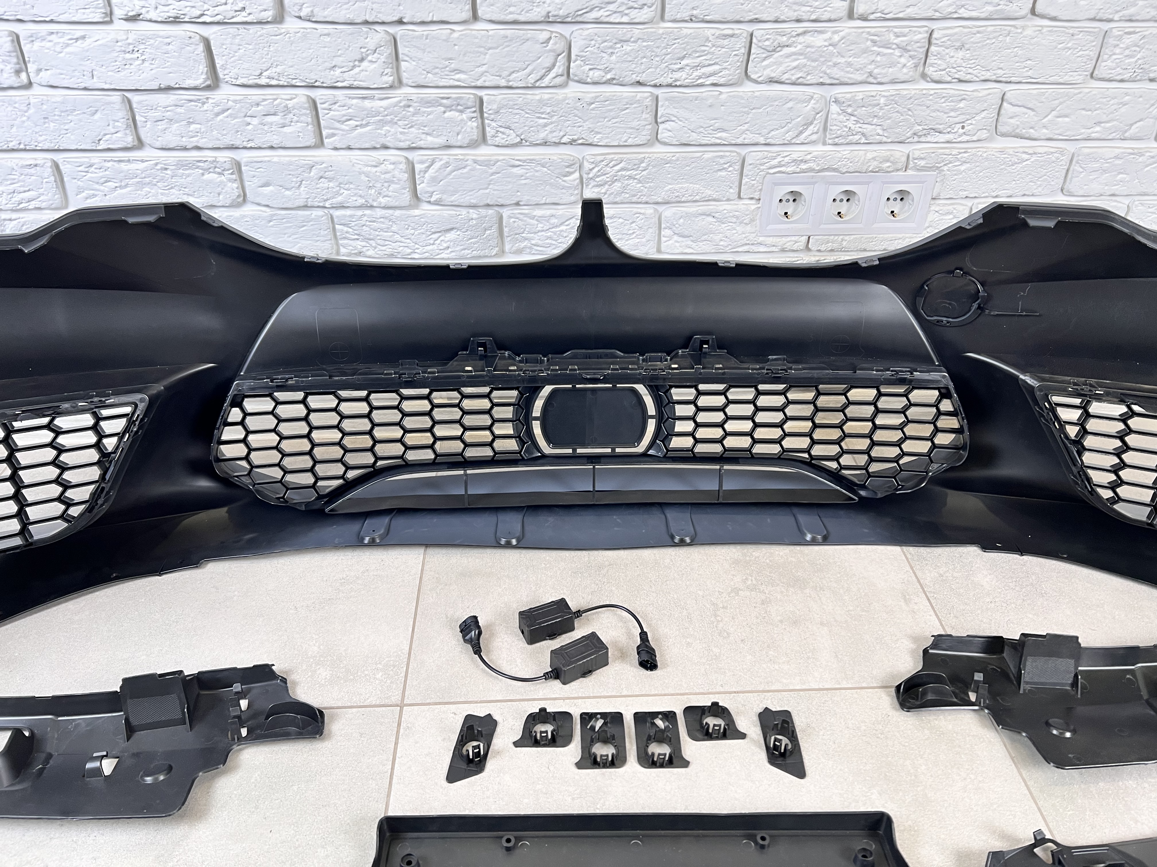 Передній бампер для BMW 5 Series G30 G31 2017-2020 у стилі M5 3