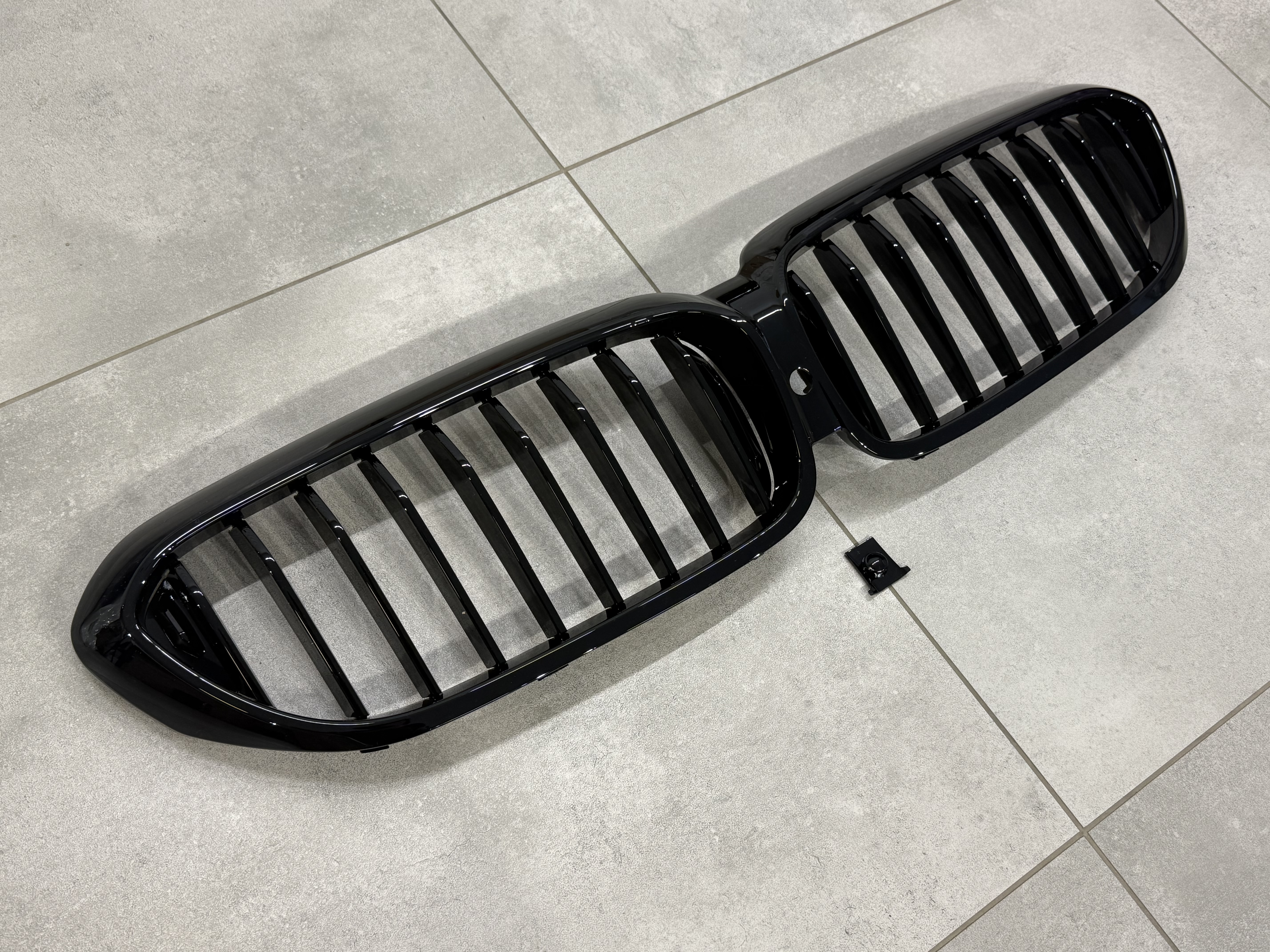 Решітка радіатора ніздрі M Performance BMW series G30 G31 2017-2020 3