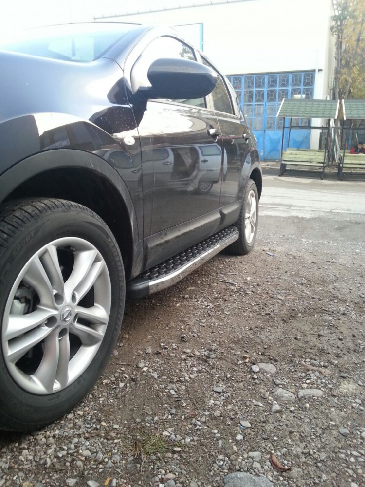 Бокові пороги BlackLine (2 шт, алюміній) довга база