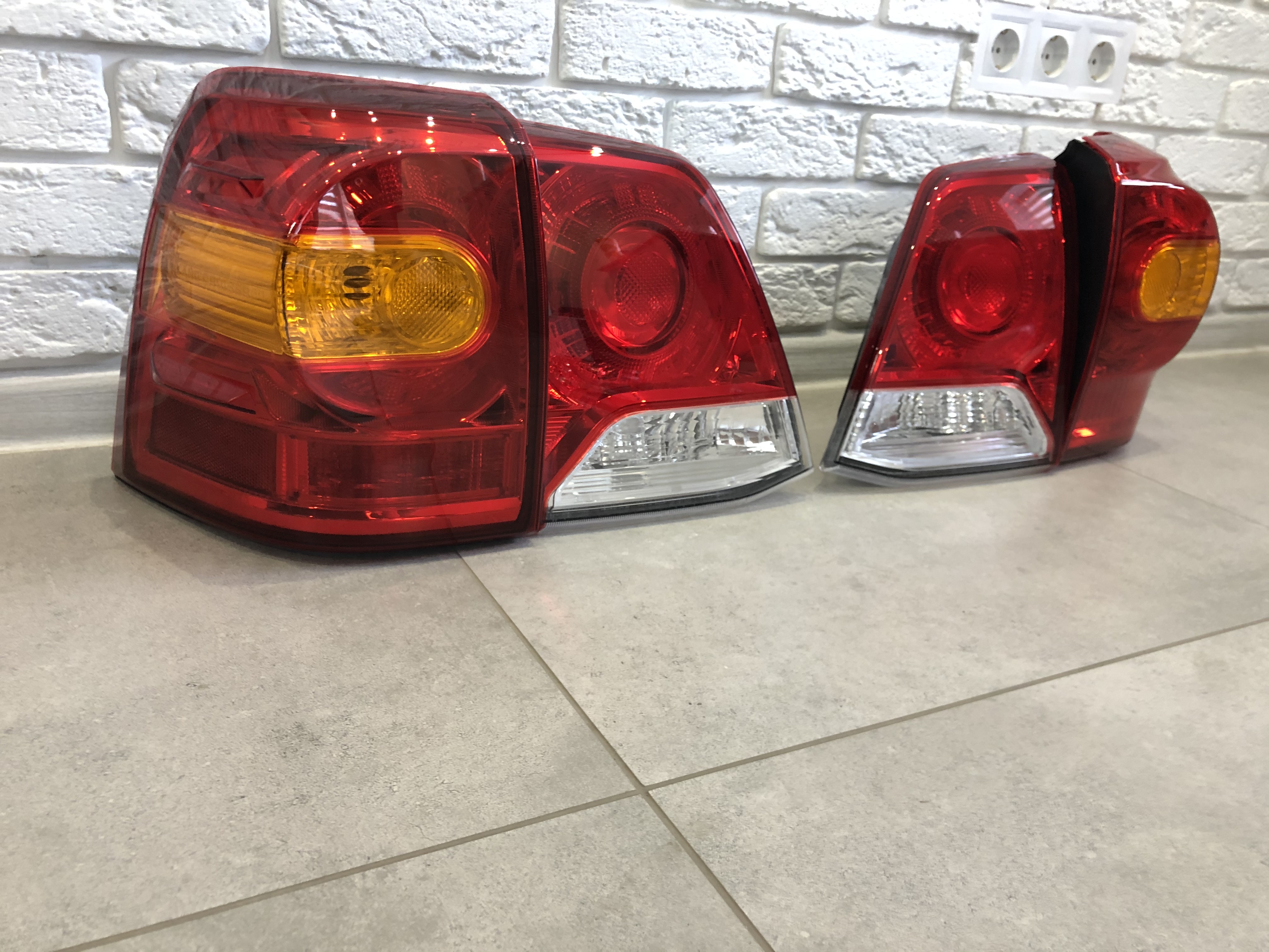 Задні ліхтарі Toyota Land Cruiser 200 2007-2015 у стилі рестайлінг 2012- 4